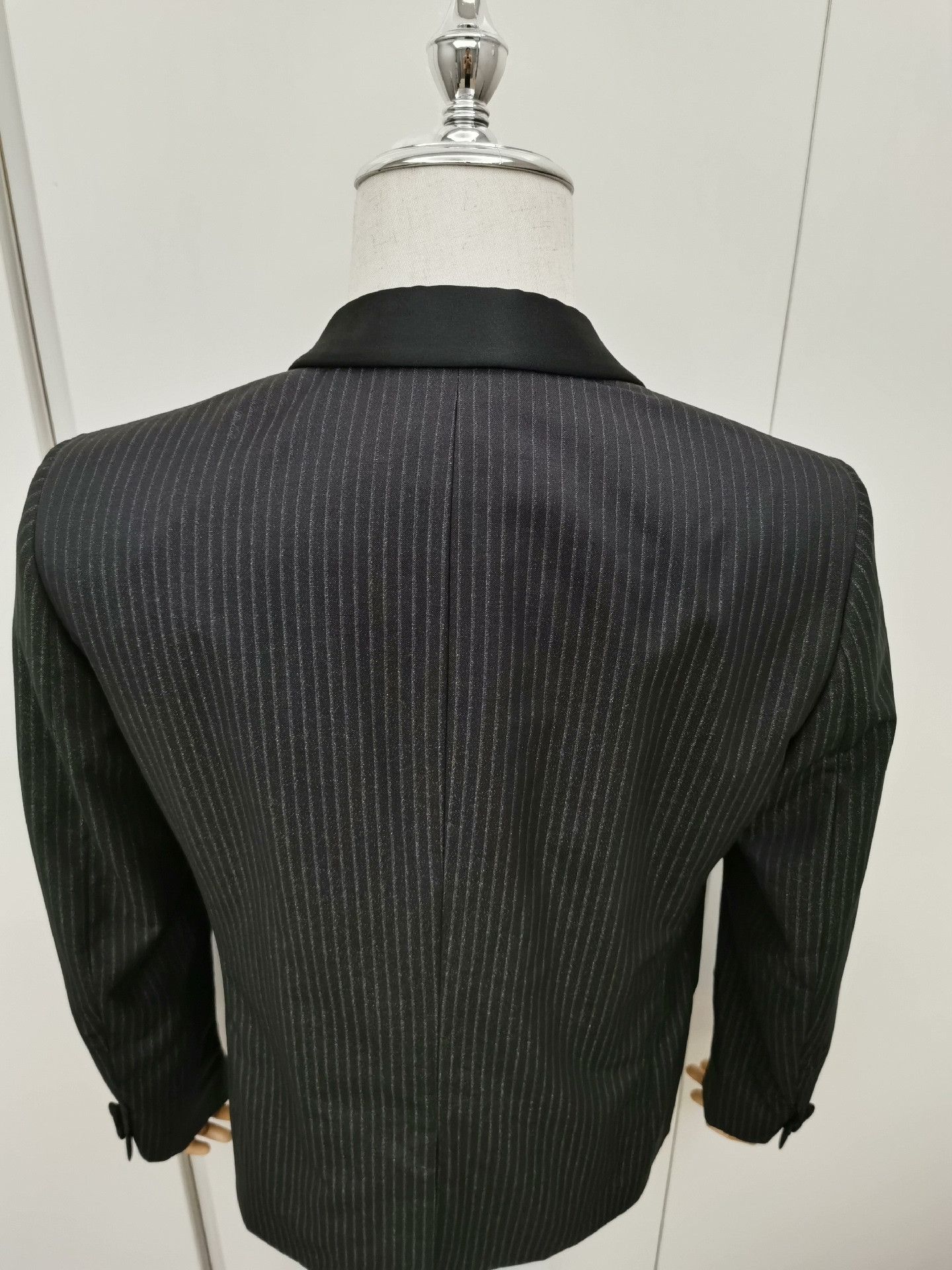 Saint Laurent Paris Saint Laurent Wool Pinstripe Tuxedo Blazer Size US M / EU 48-50 / 2 - 6 Thumbnail