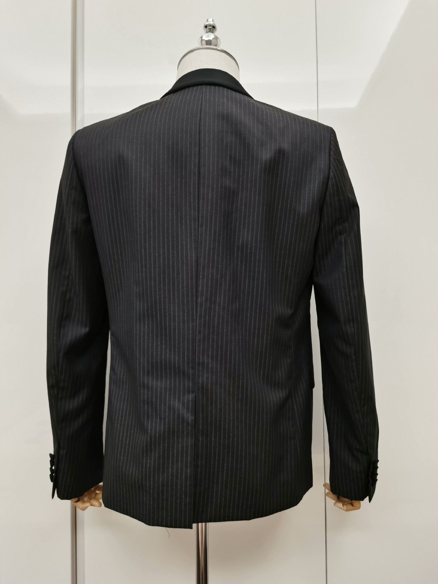 Saint Laurent Paris Saint Laurent Wool Pinstripe Tuxedo Blazer Size US M / EU 48-50 / 2 - 5 Thumbnail