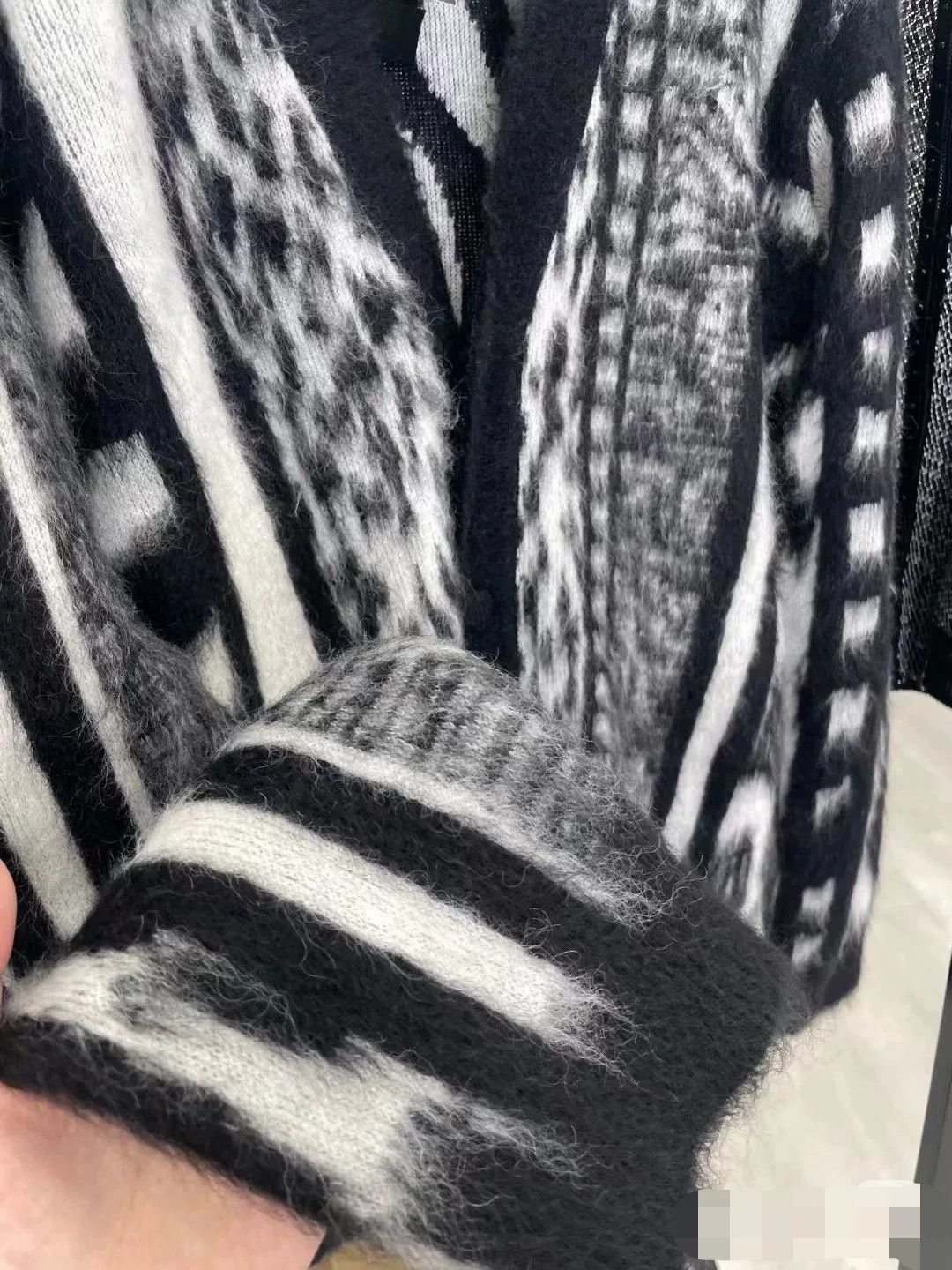 Saint Laurent Paris Saint Laurent Mohair Zebra Cardigan Size US L / EU 52-54 / 3 - 5 Thumbnail