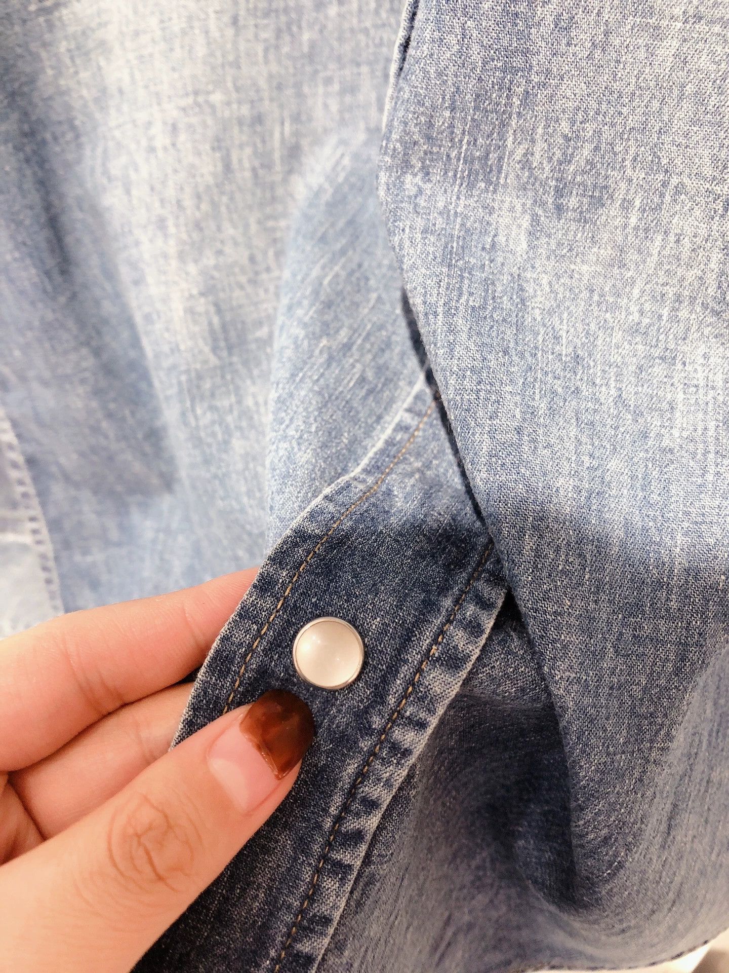 Saint Laurent Paris SAINT LAURENT Light Blue Denim Shirt Size XS / US 0-2 / IT 36-38 - 4 Thumbnail