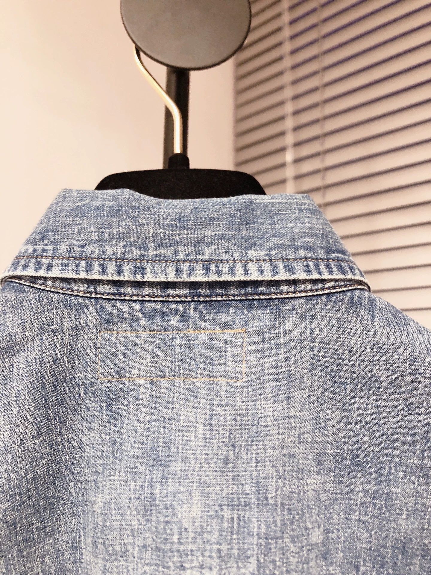Saint Laurent Paris SAINT LAURENT Light Blue Denim Shirt Size XS / US 0-2 / IT 36-38 - 6 Thumbnail