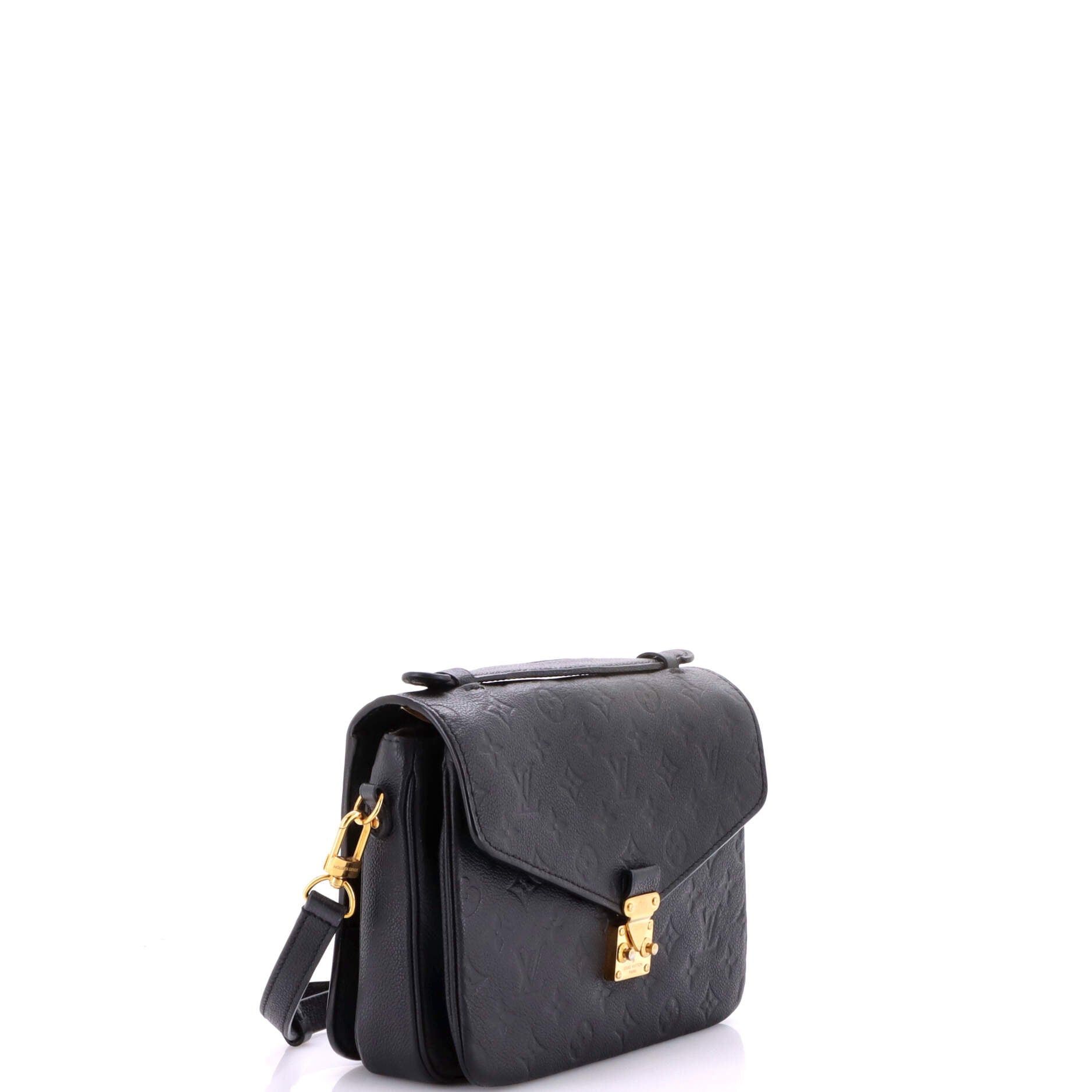 Louis Vuitton Pochette Metis Size ONE SIZE - 2 Thumbnail