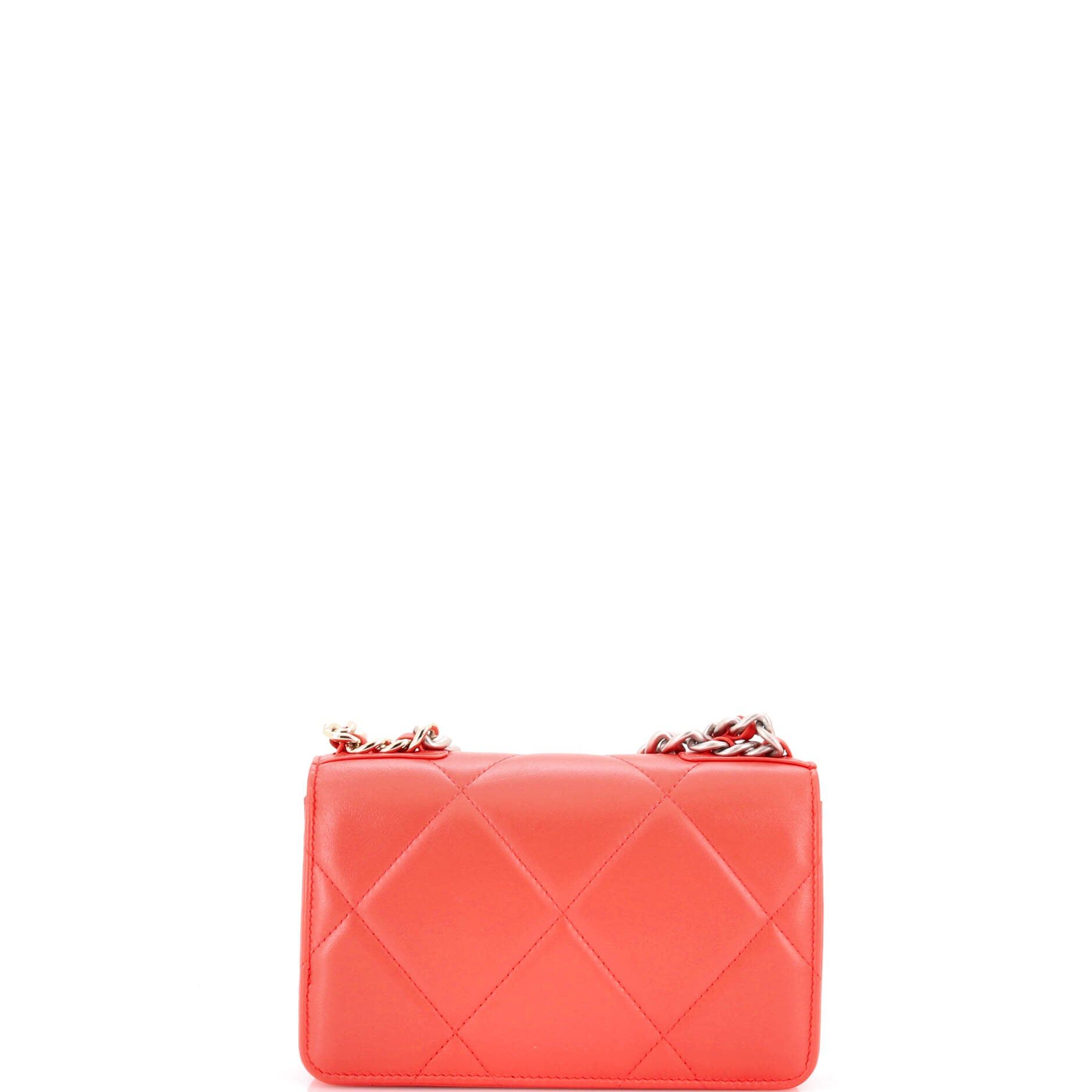 Chanel 19 Wallet on Chain Size ONE SIZE - 3 Thumbnail