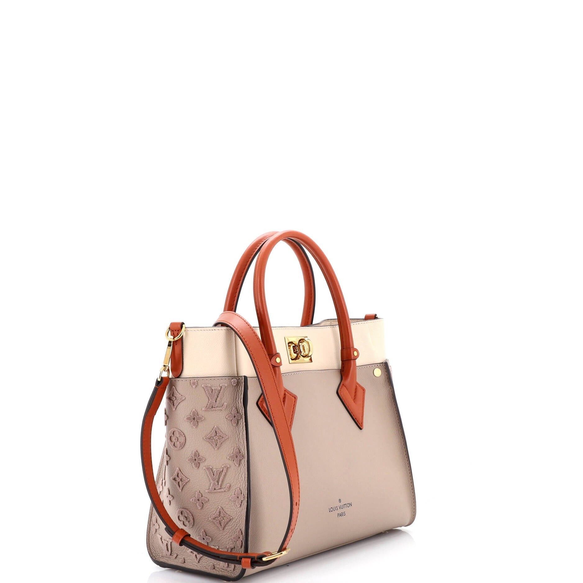 Louis Vuitton On My Side Tote Size ONE SIZE - 2 Thumbnail