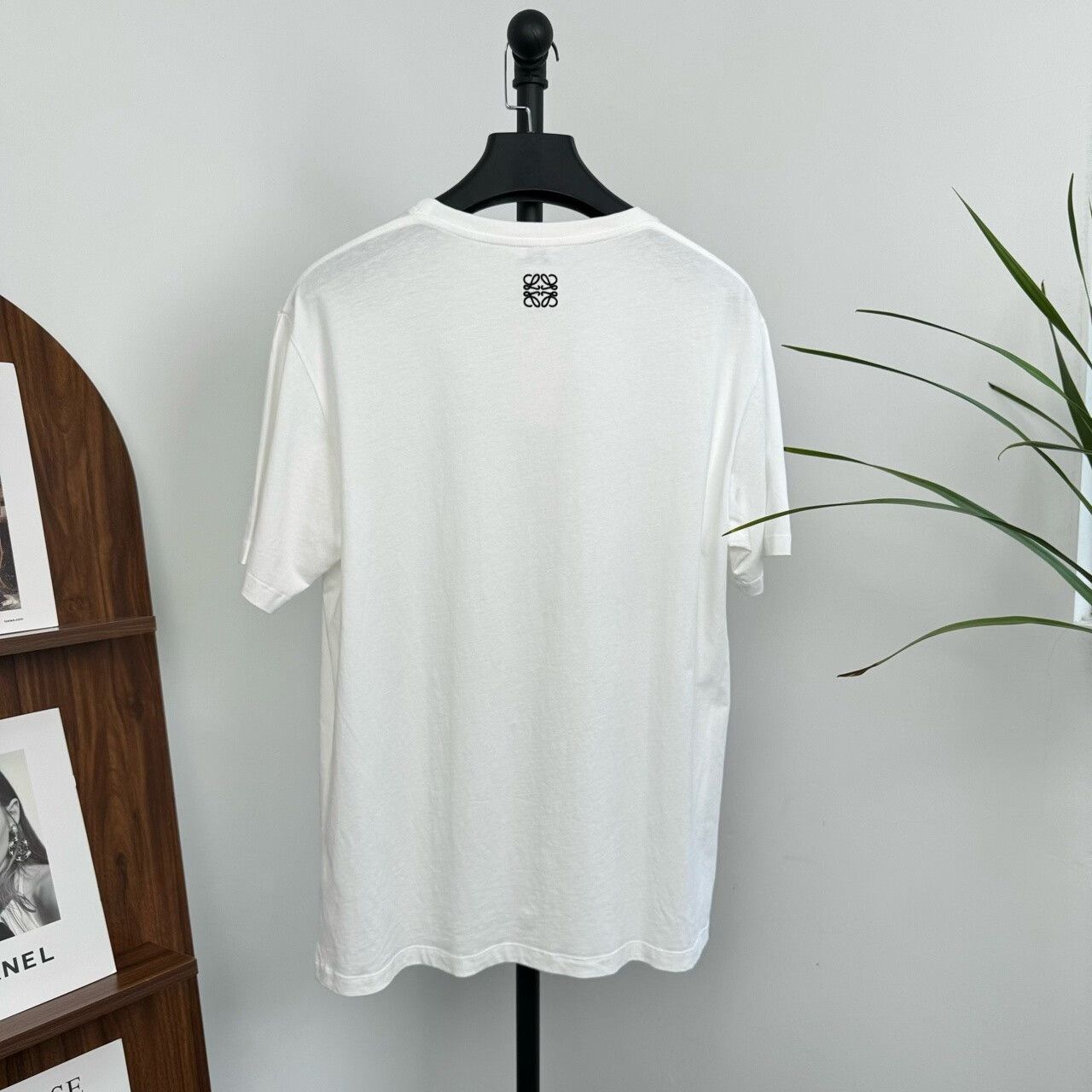 Loewe Loewe New White Figure Print Short Sleeve Size US L / EU 52-54 / 3 - 2 Thumbnail