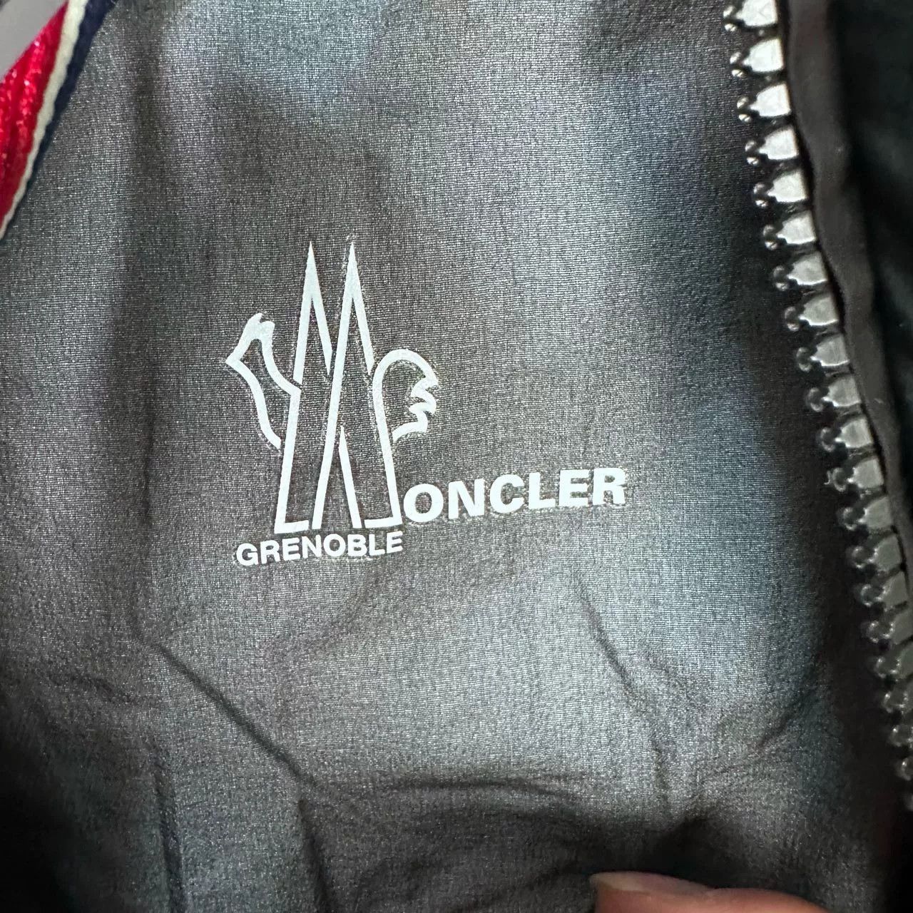 Moncler Moncler Peryus Quilted Hooded Zip Jacket Size US XL / EU 56 / 4 - 3 Thumbnail