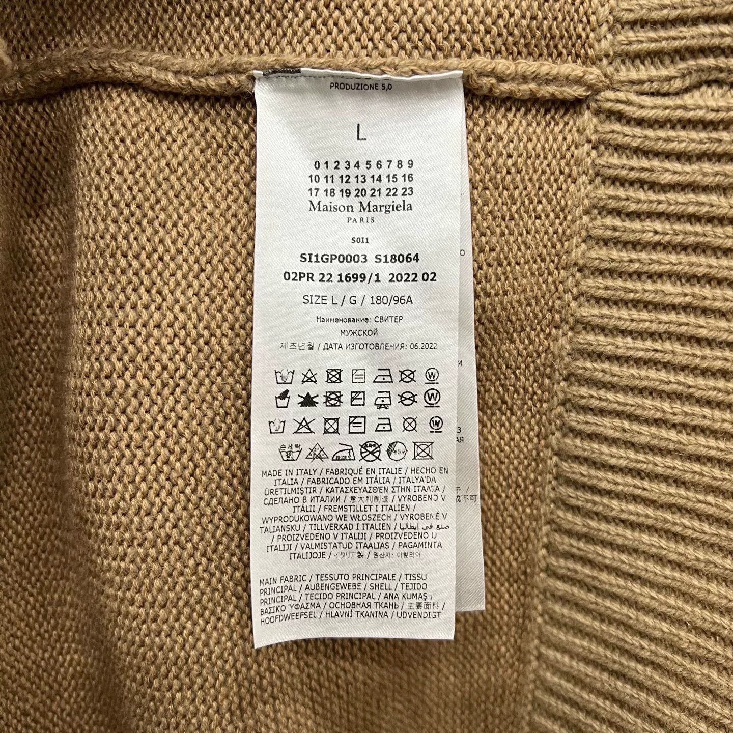 Maison Margiela Maison Margiela Buttoned Wool Knit Cardigan Size US L / EU 52-54 / 3 - 6 Thumbnail