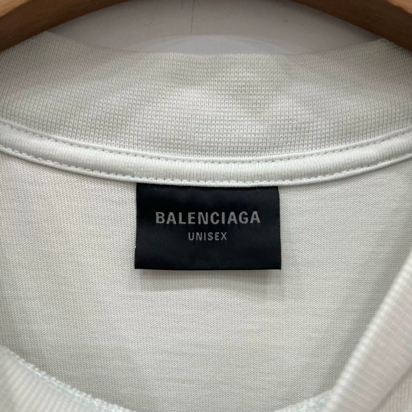 Balenciaga Balenciaga Bitcoin Distressed Short Sleeve Size US L / EU 52-54 / 3 - 4 Thumbnail