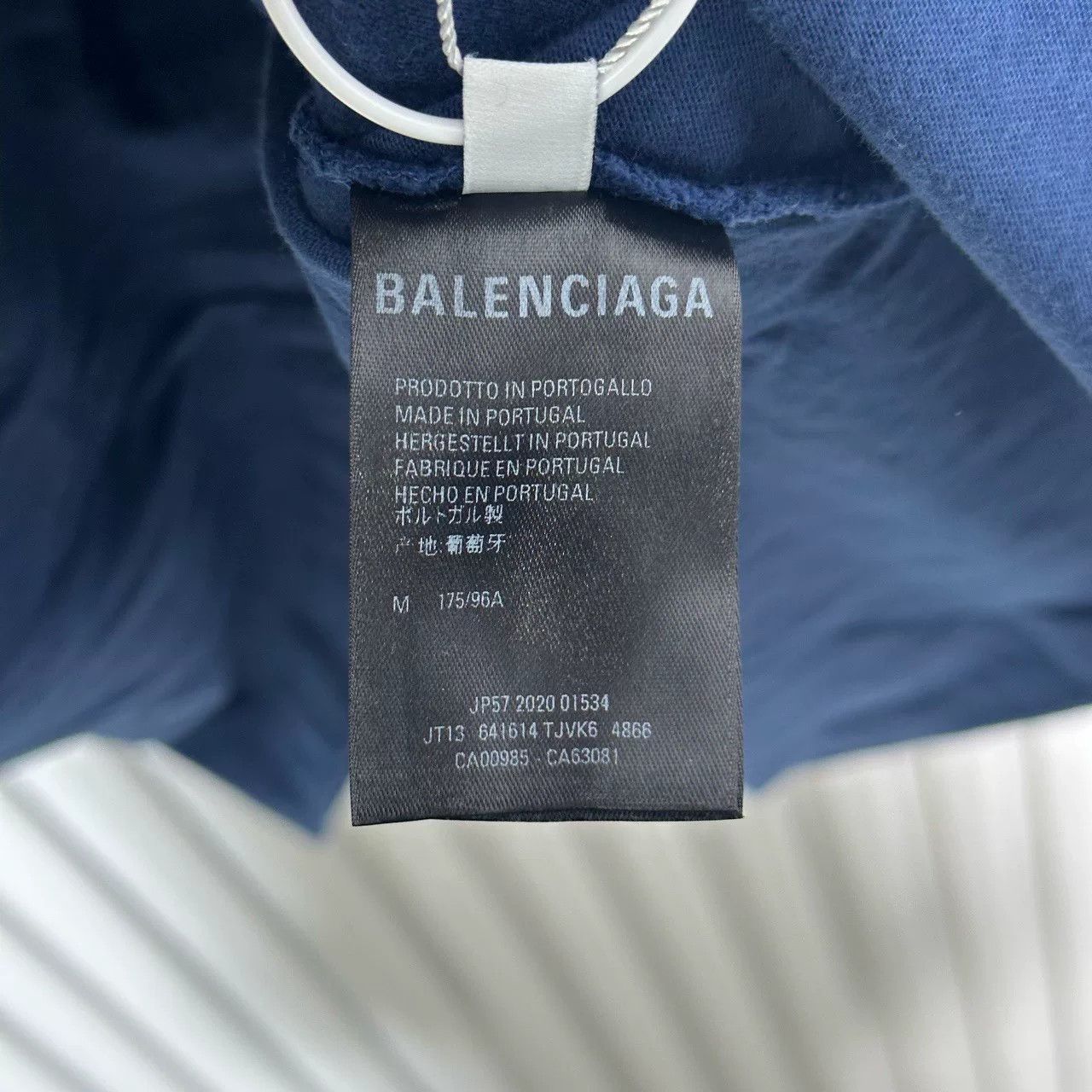 Balenciaga Balenciaga Blue Distressed Running Short Sleeve Size US M / EU 48-50 / 2 - 6 Thumbnail