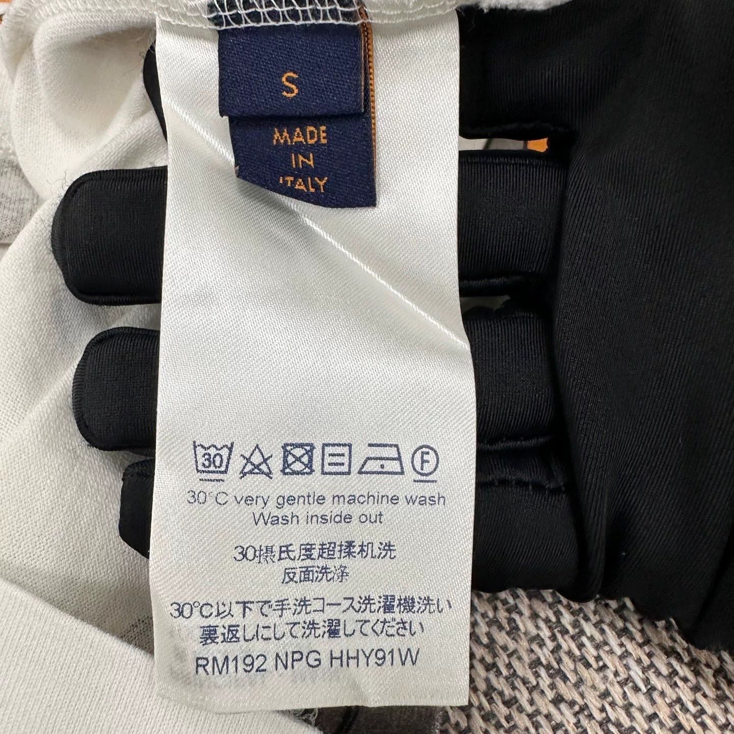 Louis Vuitton Louis Vuitton Character Print Short-Sleeve T-Shirt S Size US S / EU 44-46 / 1 - 4 Thumbnail