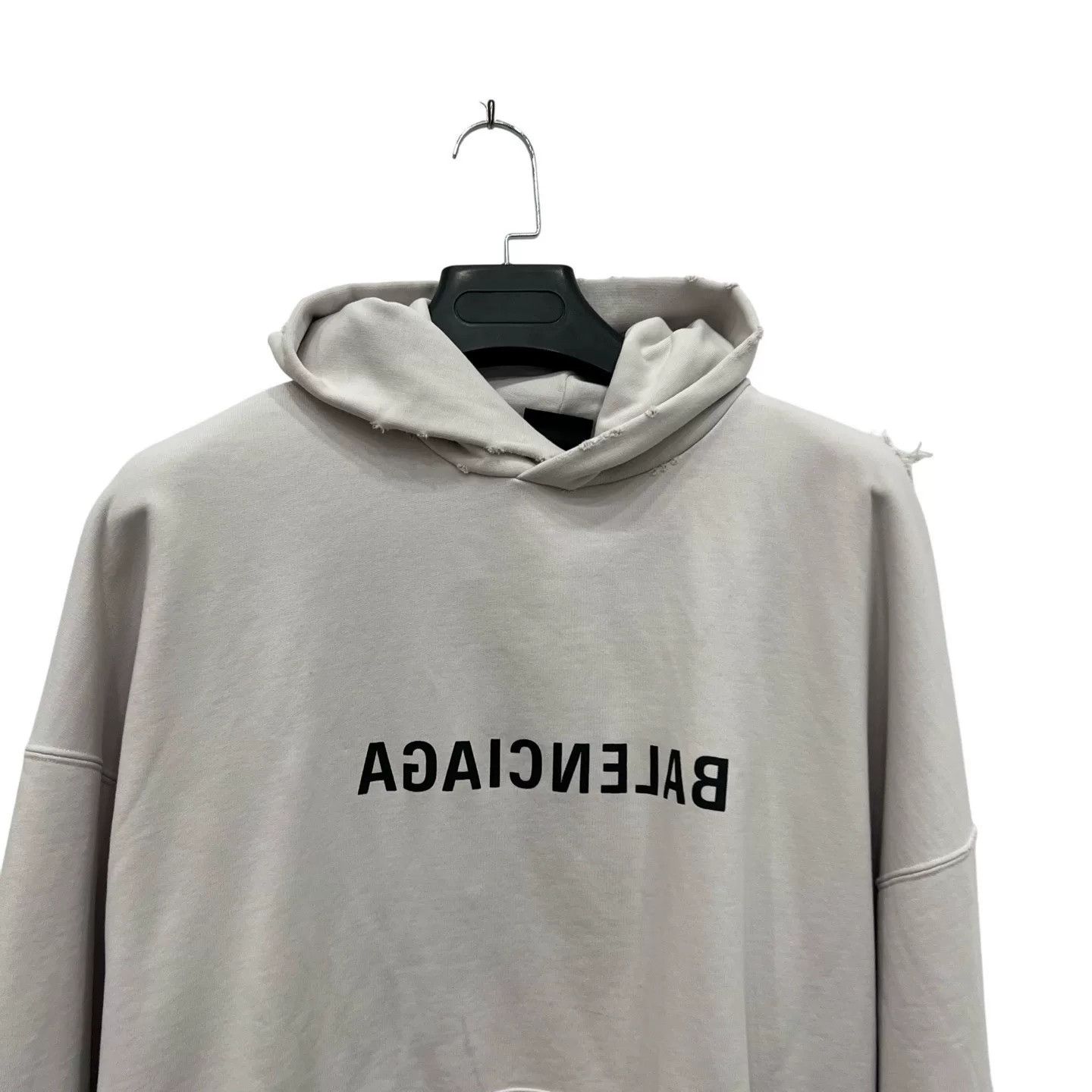 Balenciaga Balenciaga Distressed Logo Sweatshirt Size US S / EU 44-46 / 1 - 2 Thumbnail