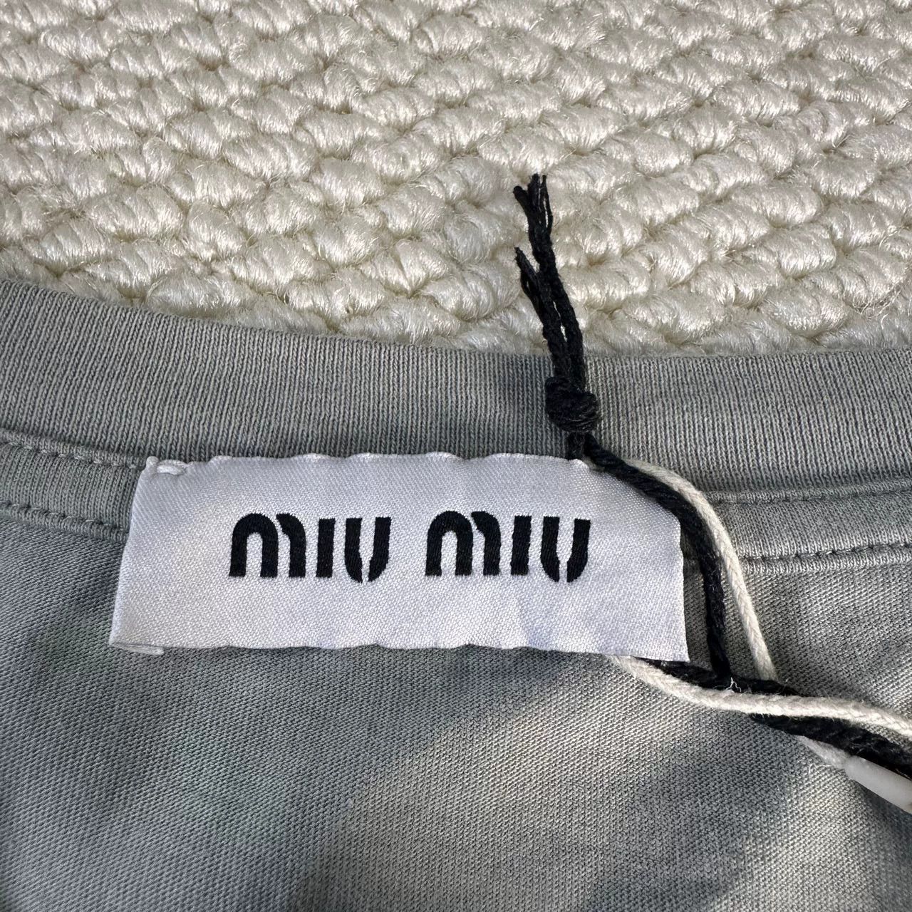 Miu Miu MiuMiu Solid Sleeveless Vest XS Size XS / US 0-2 / IT 36-38 - 3 Thumbnail