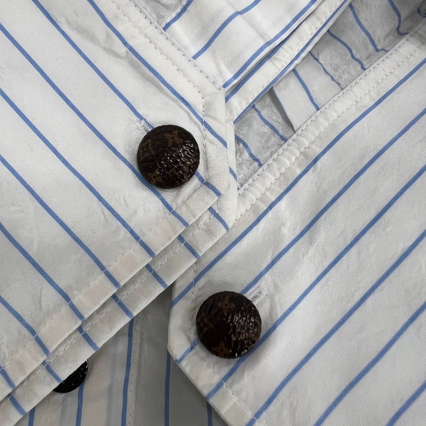 Louis Vuitton Louis Vuitton Silk Striped Mid-Length Shirt Size XXS / US 00 / IT 34 - 3 Thumbnail