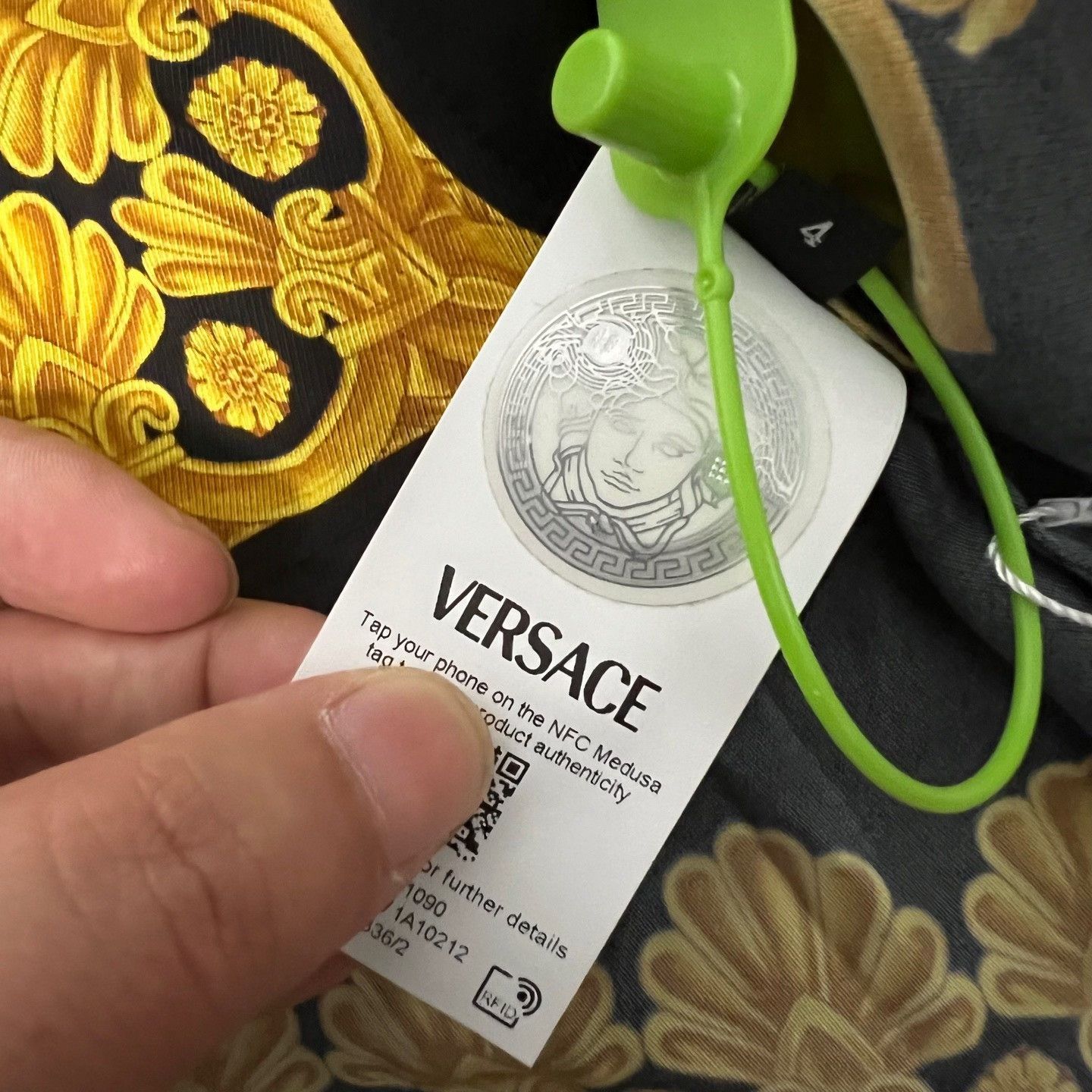 Versace Versace Baroque Medusa Print Silk Shirt Size S / US 4 / IT 40 - 7 Thumbnail