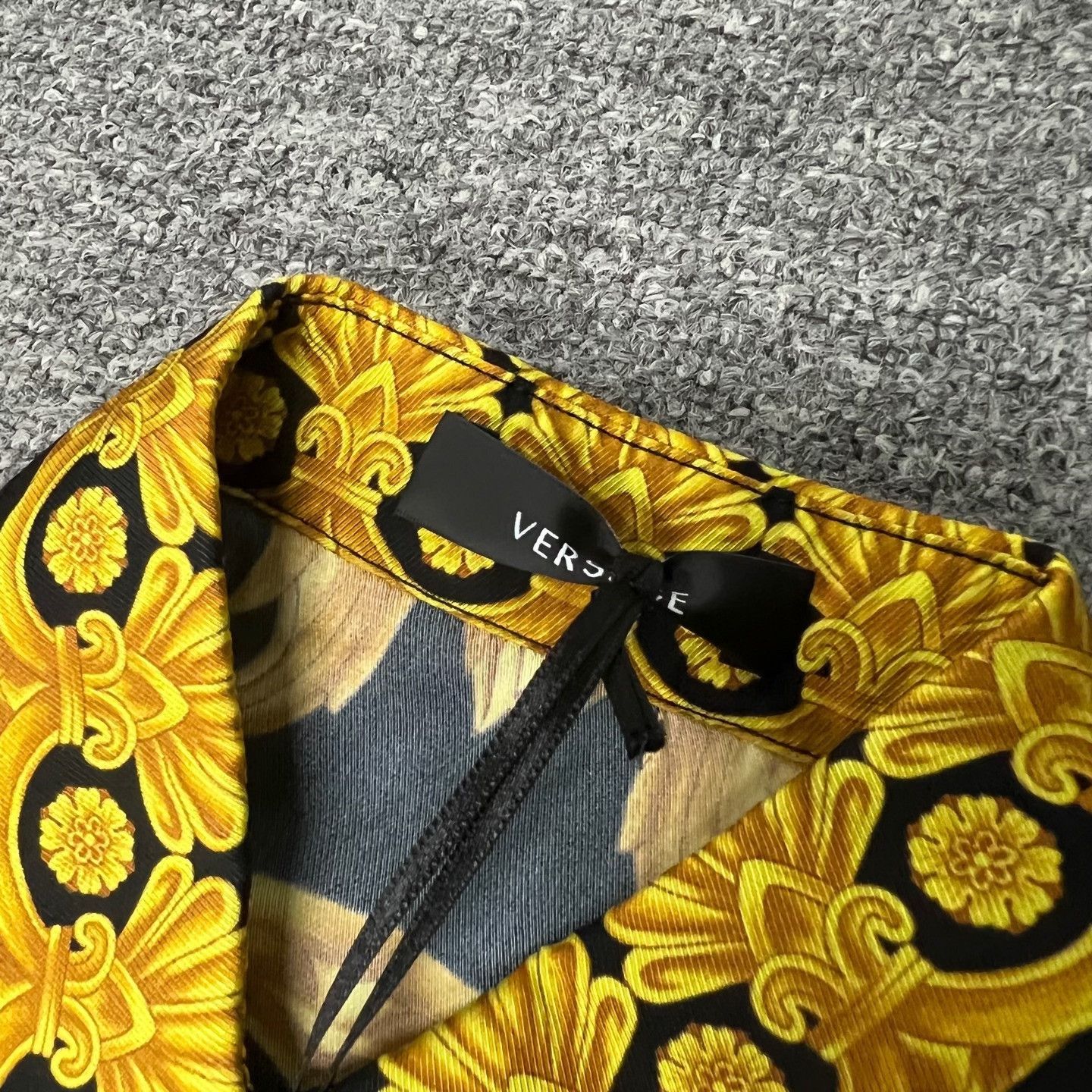 Versace Versace Baroque Medusa Print Silk Shirt Size S / US 4 / IT 40 - 6 Thumbnail