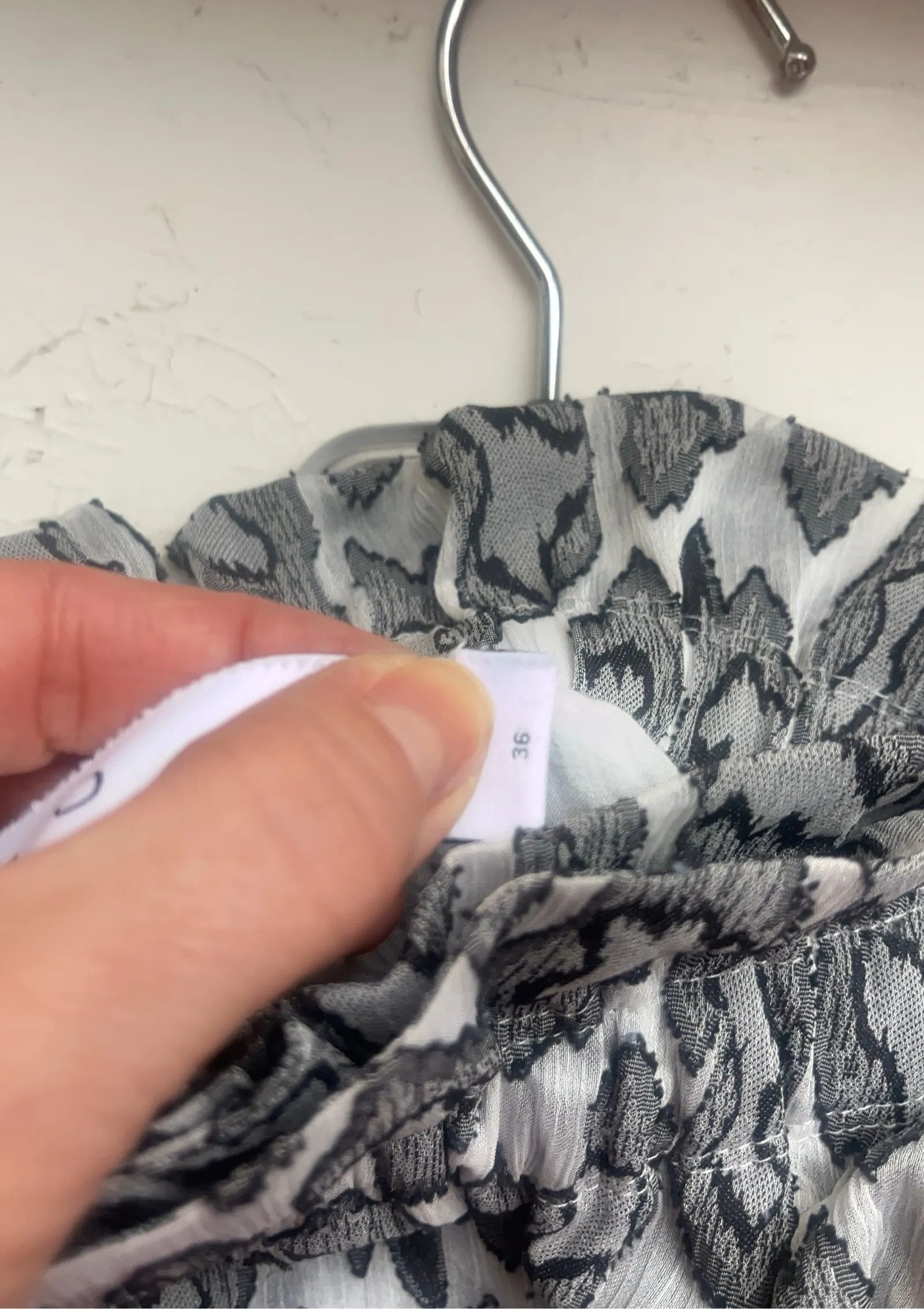 Iro IRO Skirt Size 26" / US 2 / IT 38 - 3 Thumbnail