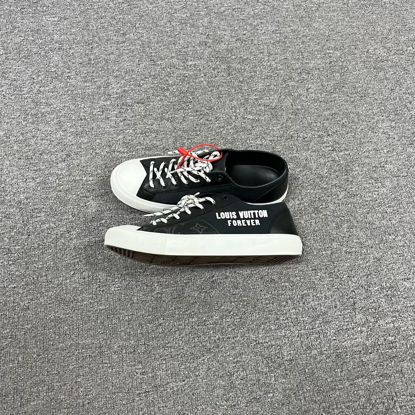 Louis Vuitton Louis Vuitton Monogram Low-Top Sneakers Size US 8.5 / EU 41-42 - 3 Thumbnail