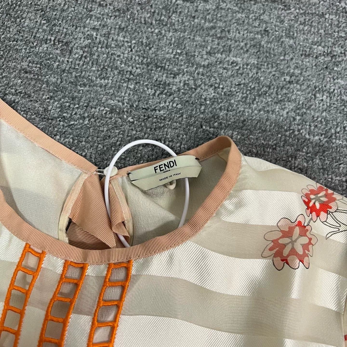 Fendi Fendi Runway Cutout Stripe Floral Silk Dress Size XS / US 0-2 / IT 36-38 - 7 Thumbnail