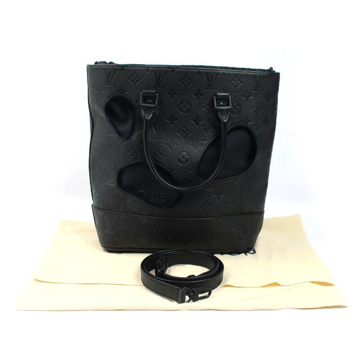 Louis Vuitton Louis Vuitton Louis Vuitton With Holes PM Monogram Empreinte Shoulder Bag Leather Shoulder Bag M45887 DUTY FREE for USA Size ONE SIZE - 9 Thumbnail