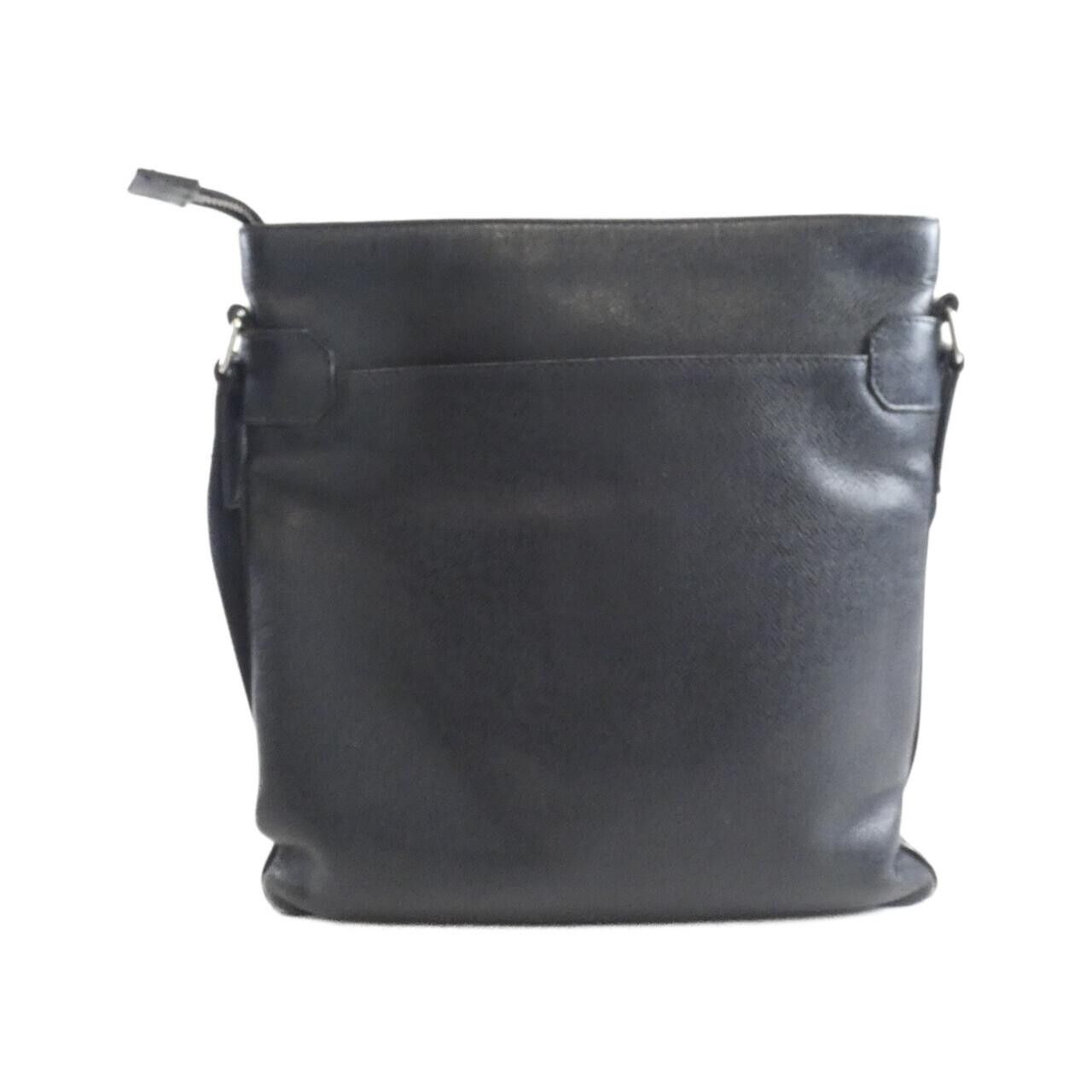Louis Vuitton Louis Vuitton Louis Vuitton Taiga Shoulder Bag Leather Shoulder Bag M32629 DUTY FREE for USA Size ONE SIZE - 2 Thumbnail