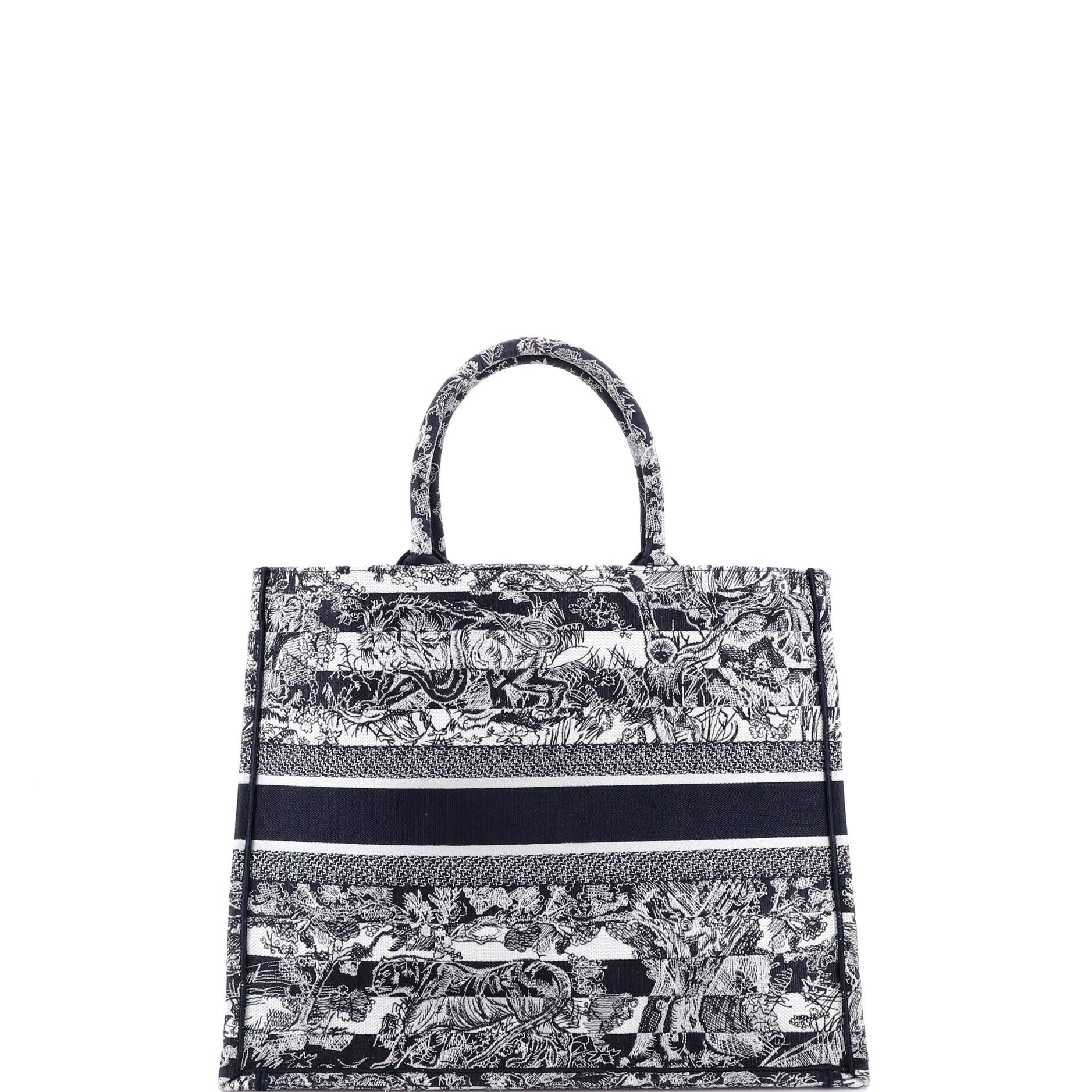 Dior Book Tote Size ONE SIZE - 3 Thumbnail
