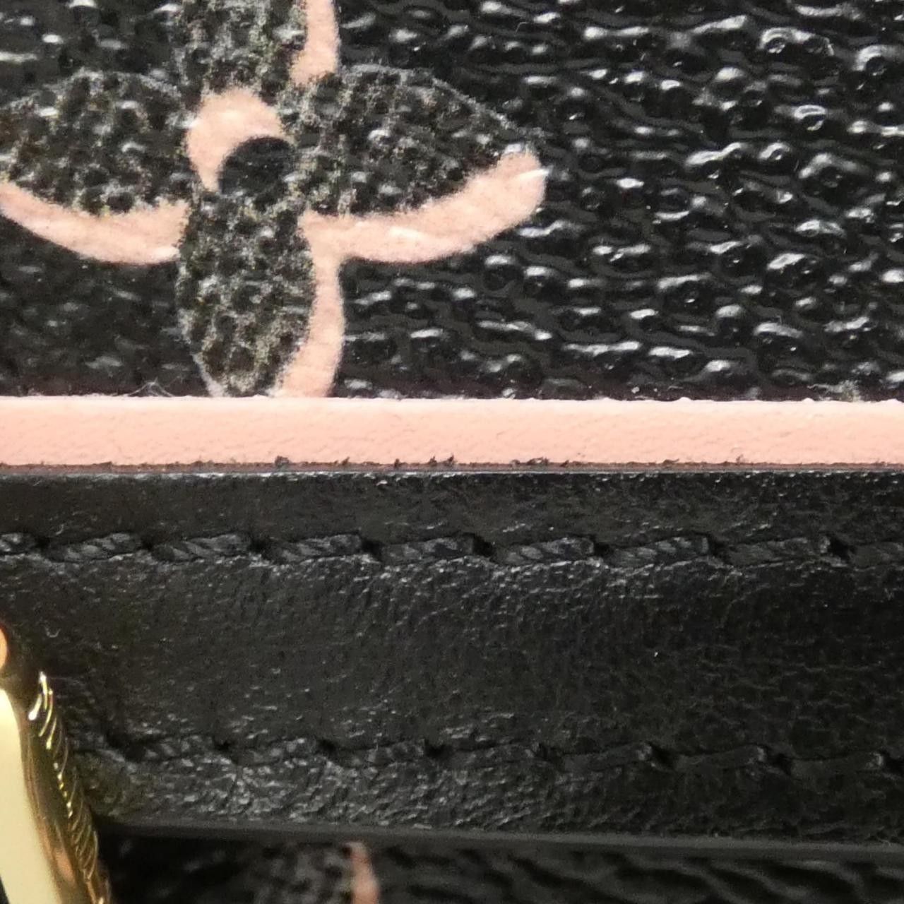 Louis Vuitton Louis Vuitton Louis Vuitton Fall For You OnTheGo Coated Canvas Tote Bag Textile Tote Bag M46154 DUTY FREE for USA Size ONE SIZE - 4 Thumbnail