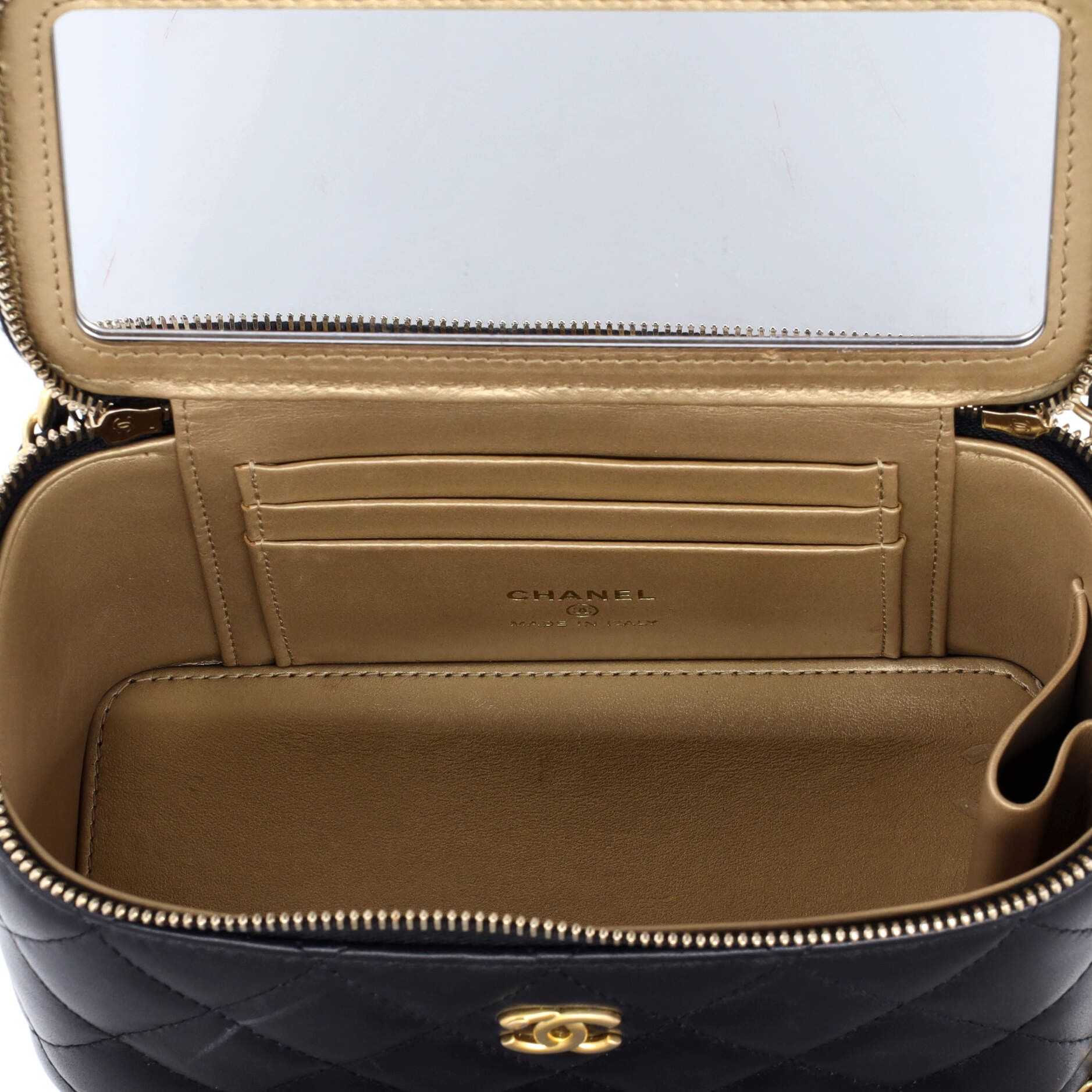 Chanel Pearl Crush Vanity Case with Chain Size ONE SIZE - 5 Thumbnail