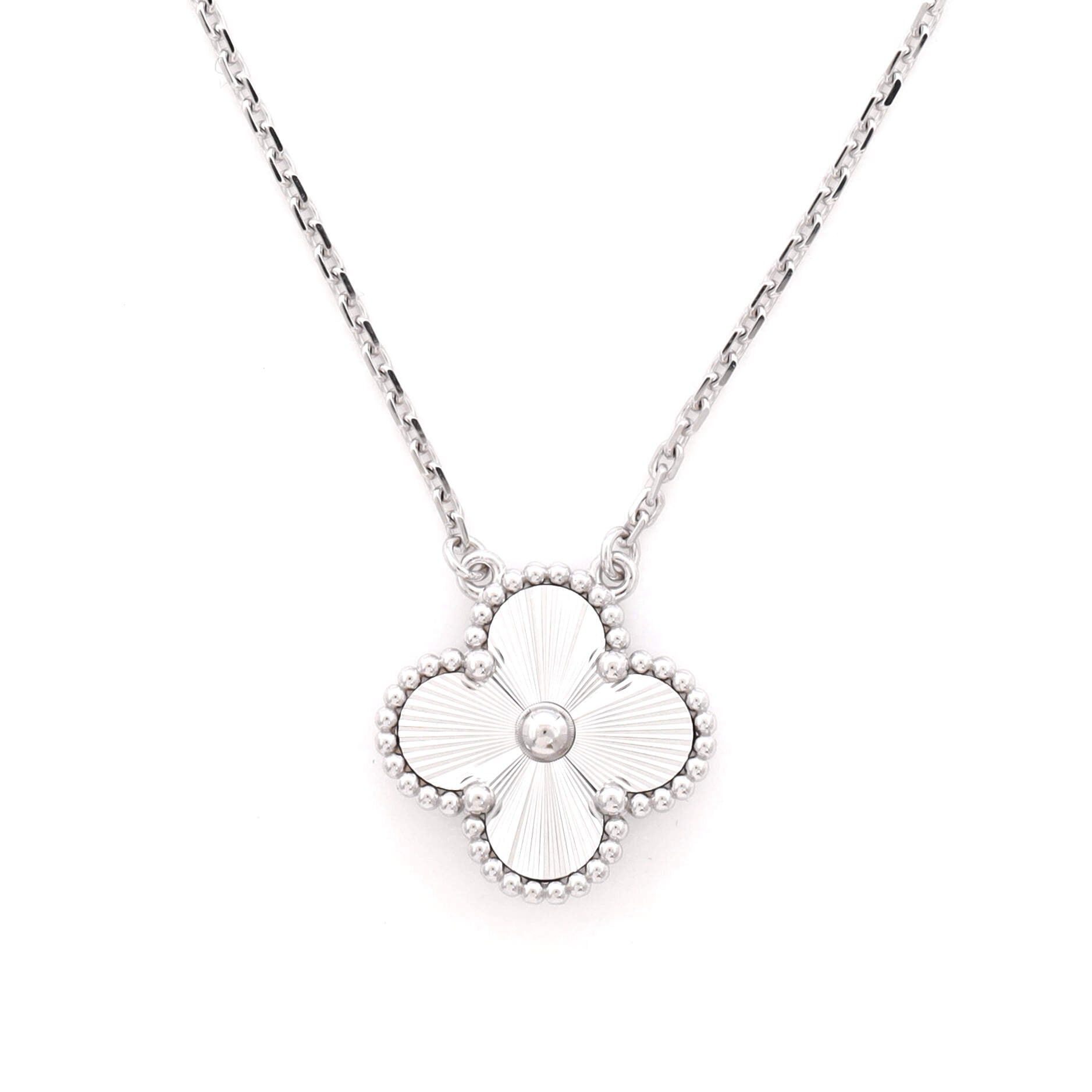 Van Cleef & Arpels Vintage Alhambra Pendant Necklace Size ONE SIZE - 4 Thumbnail