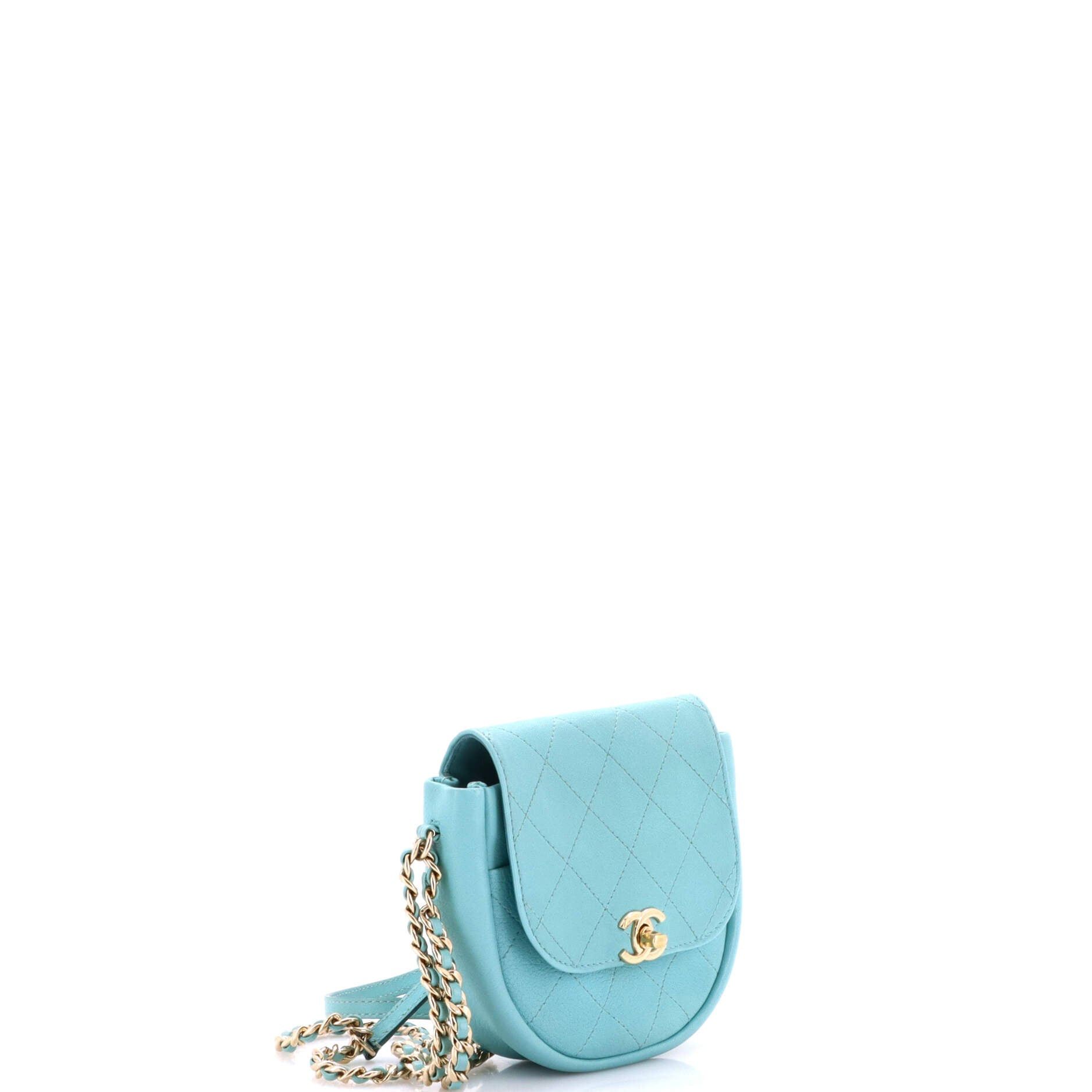 Chanel Casual Trip Messenger Bag Size ONE SIZE - 2 Thumbnail