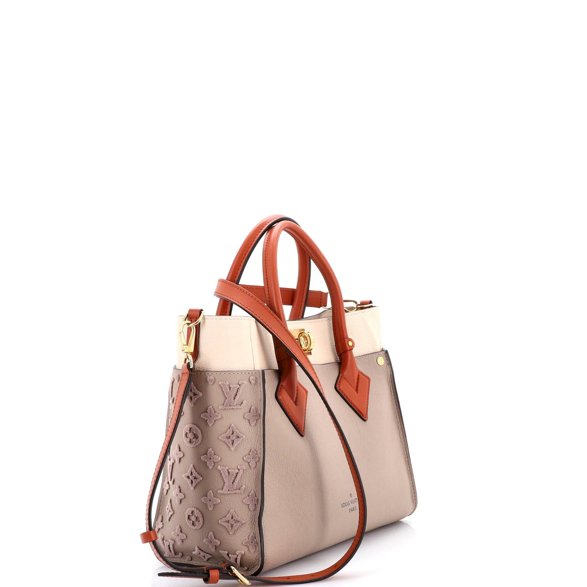 Louis Vuitton On My Side Tote Size ONE SIZE - 2 Thumbnail