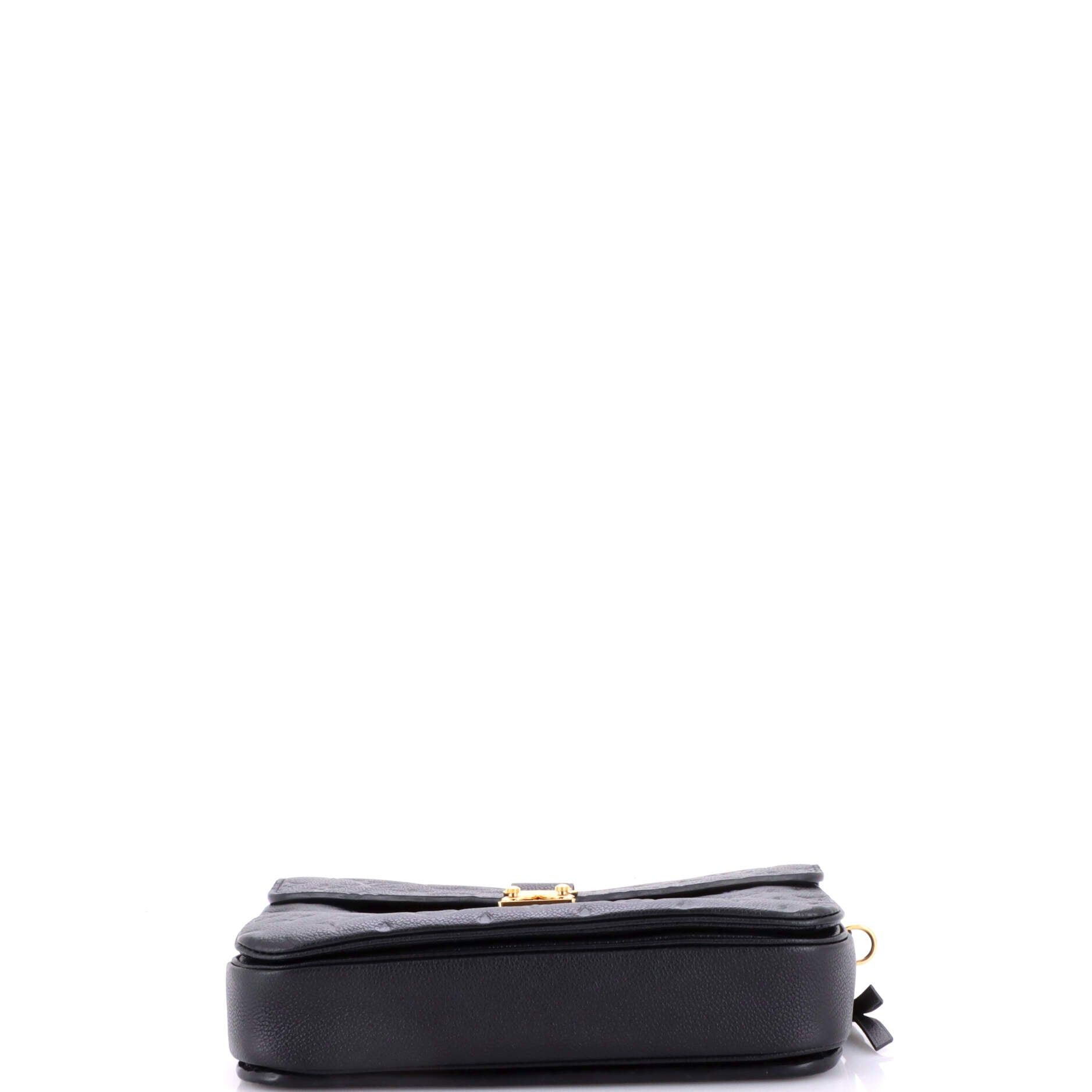 Louis Vuitton Pochette Metis Size ONE SIZE - 4 Thumbnail