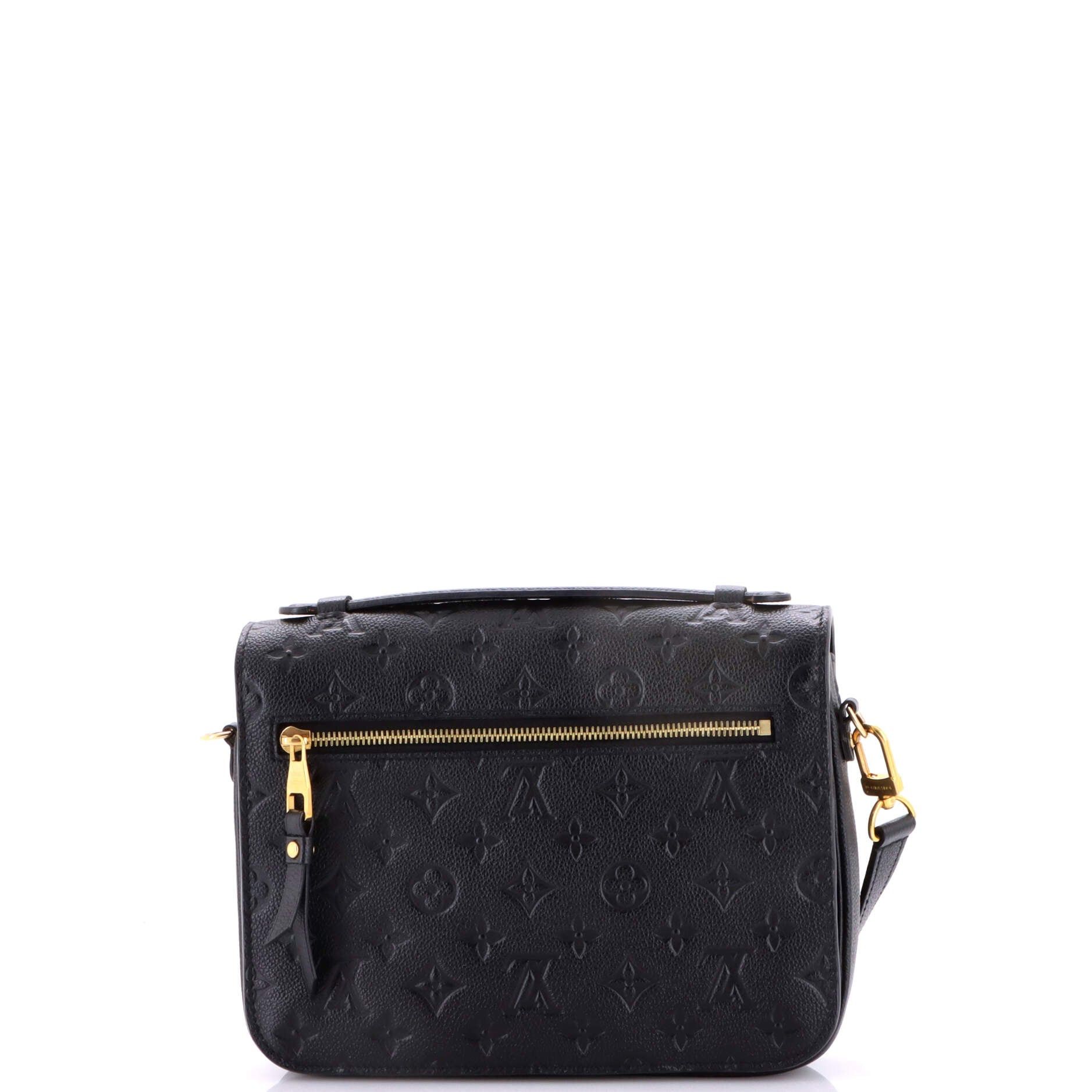 Louis Vuitton Pochette Metis Size ONE SIZE - 3 Thumbnail