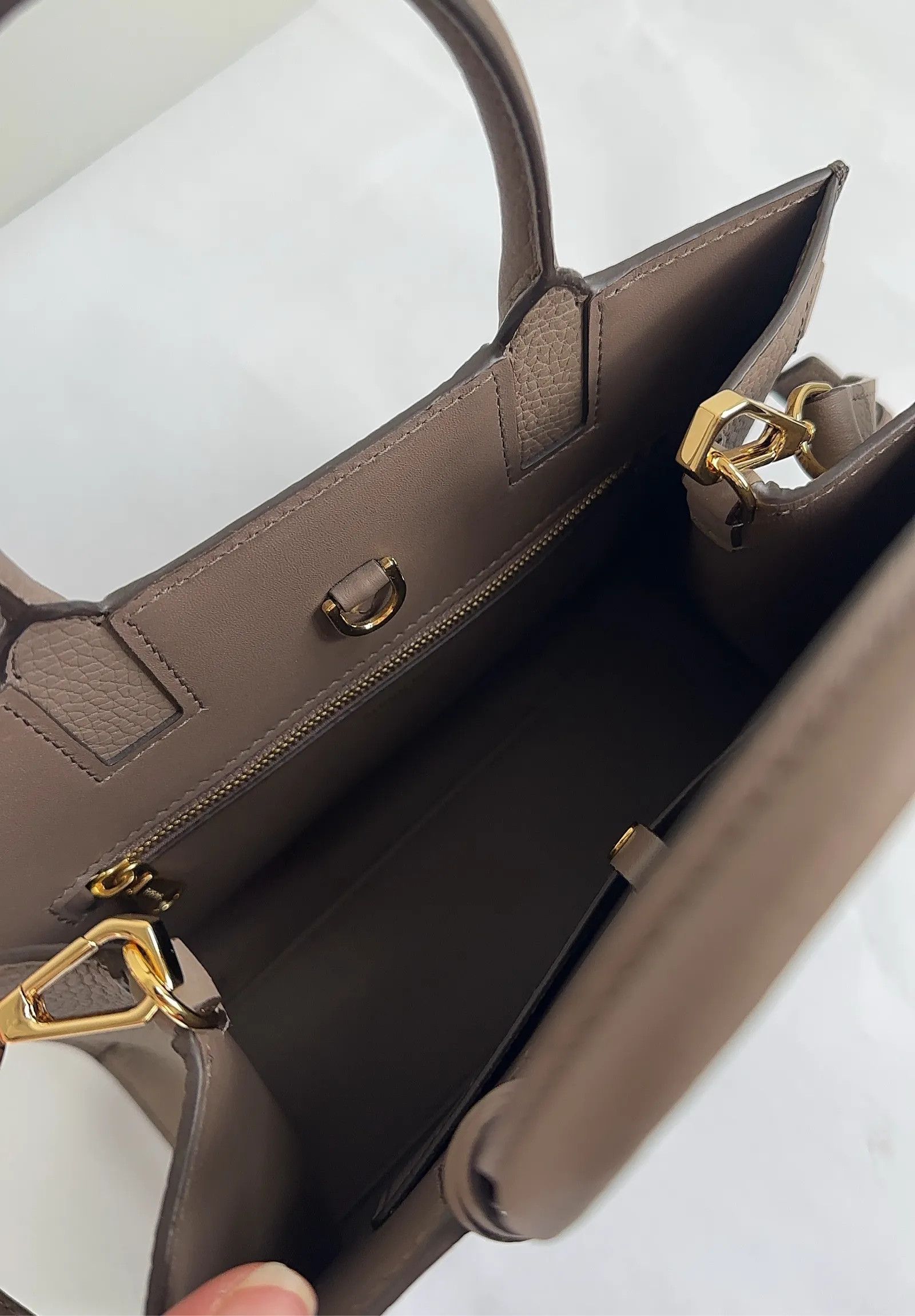 Burberry Burberry Bucket Bag Size ONE SIZE - 4 Thumbnail