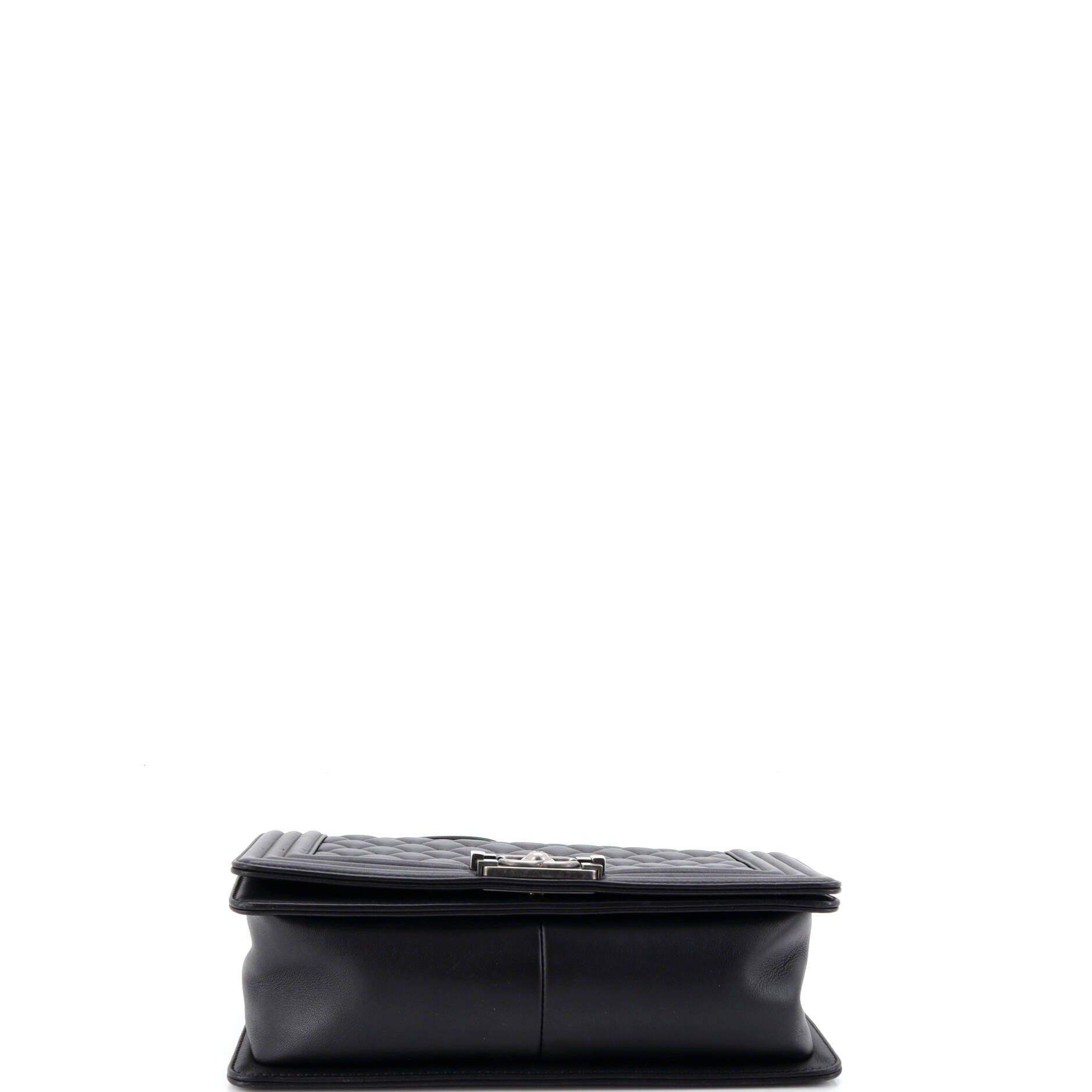 Chanel Boy Flap Bag Size ONE SIZE - 4 Thumbnail