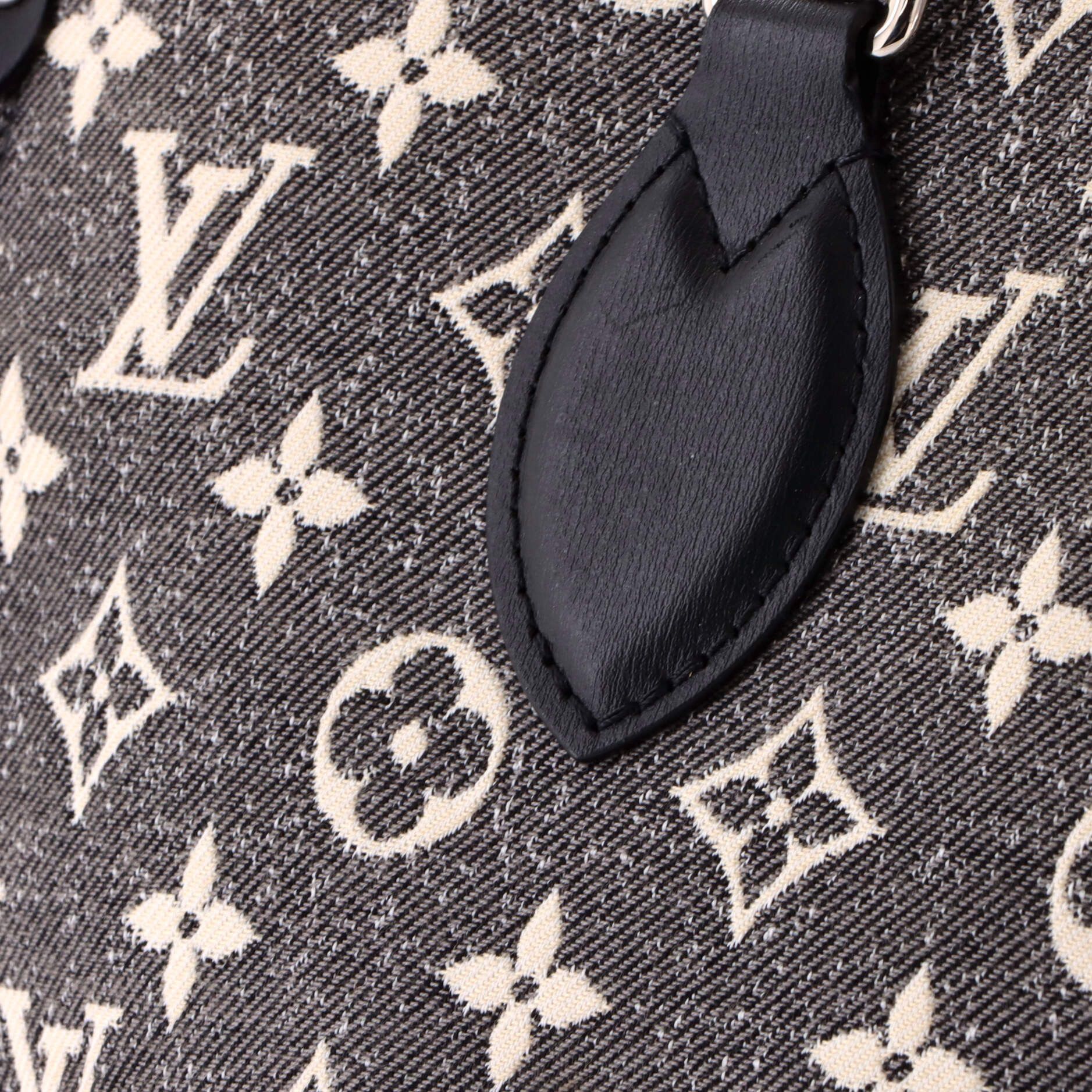 Louis Vuitton OnTheGo Tote Size ONE SIZE - 7 Thumbnail