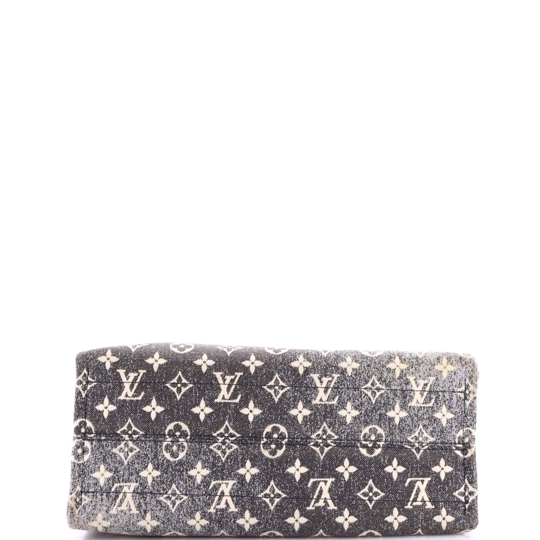 Louis Vuitton OnTheGo Tote Size ONE SIZE - 4 Thumbnail