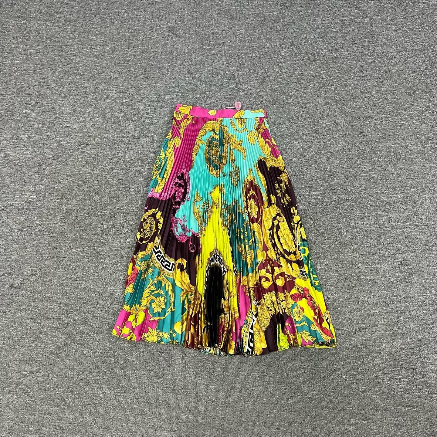 Versace Versace Floral Pleated Skirt Size 38 Size 38" / US 16 / IT 52 - 6 Thumbnail
