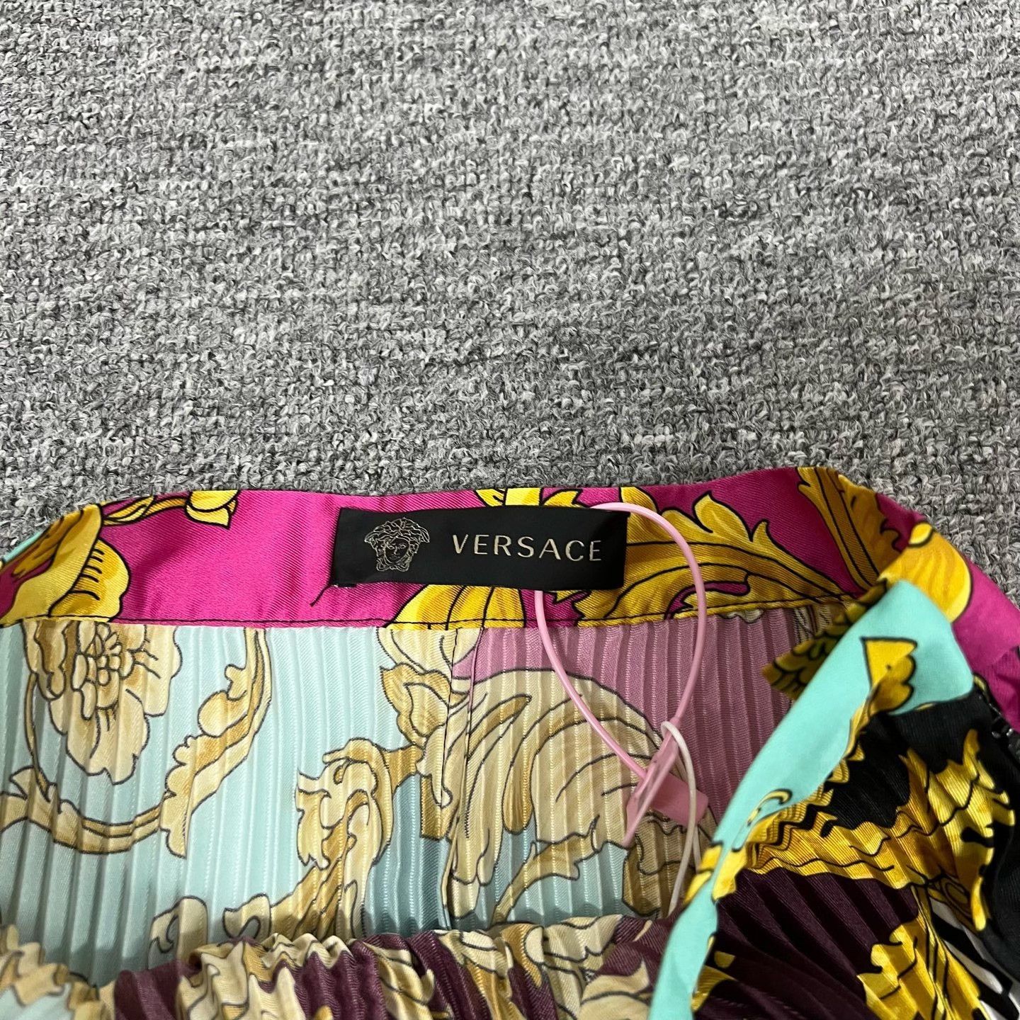 Versace Versace Floral Pleated Skirt Size 38 Size 38" / US 16 / IT 52 - 3 Thumbnail