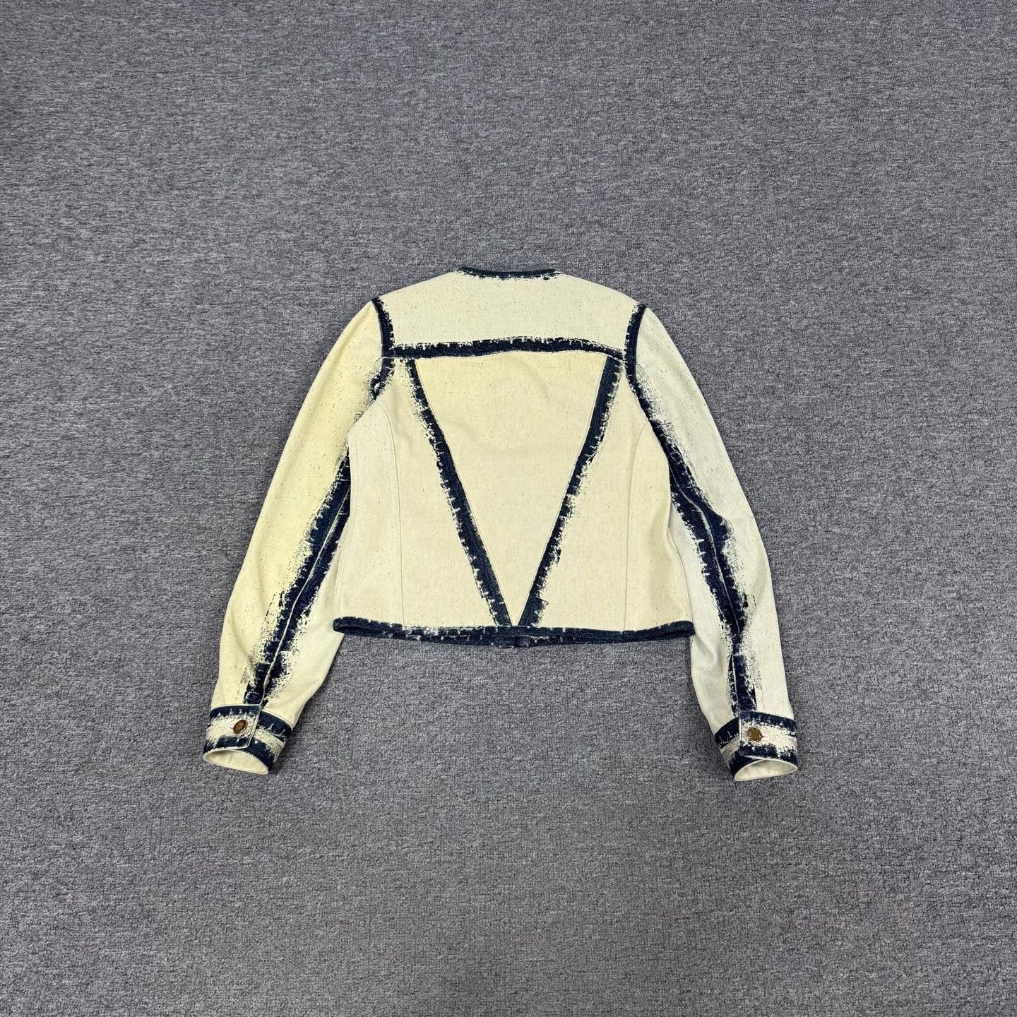 Louis Vuitton Louis Vuitton Short Tie-Dye Denim Jacket Size XS / US 0-2 / IT 36-38 - 7 Thumbnail