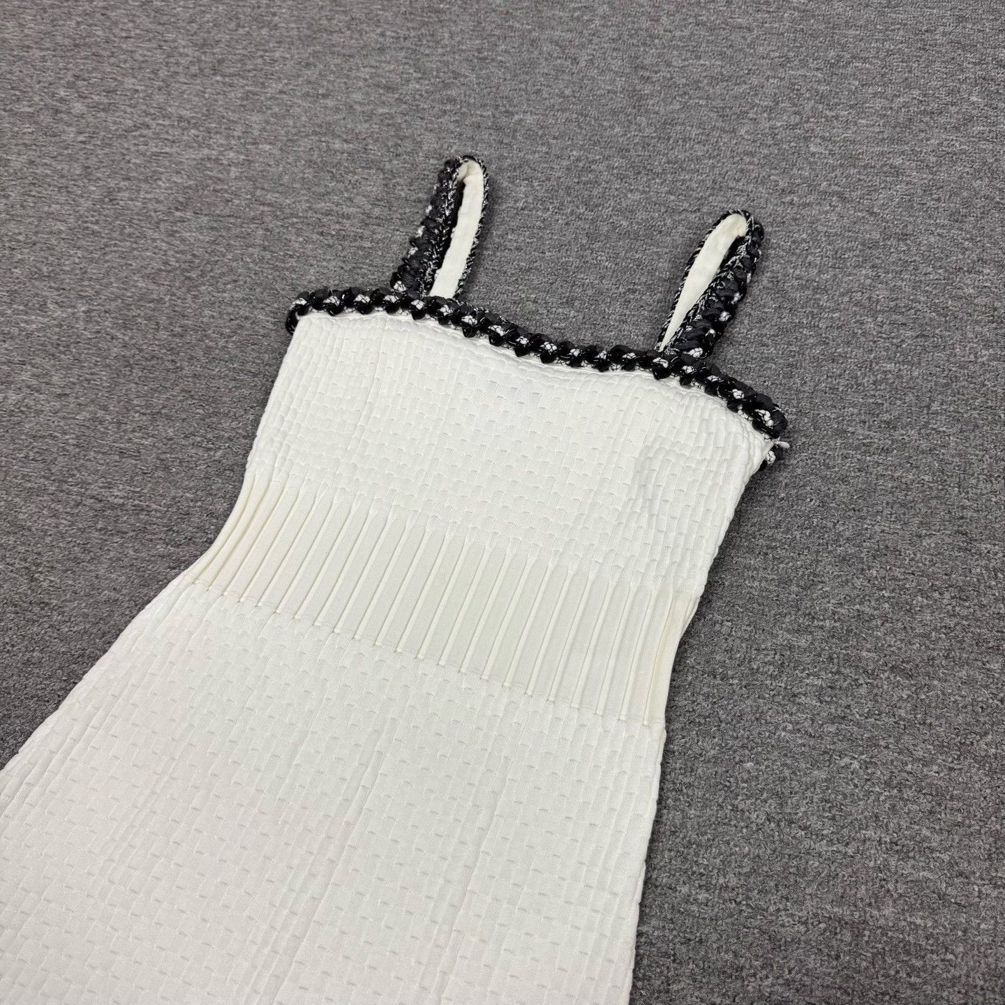 Chanel Chanel 2014 Chain Sling Dress 38 Size S / US 4 / IT 40 - 4 Thumbnail