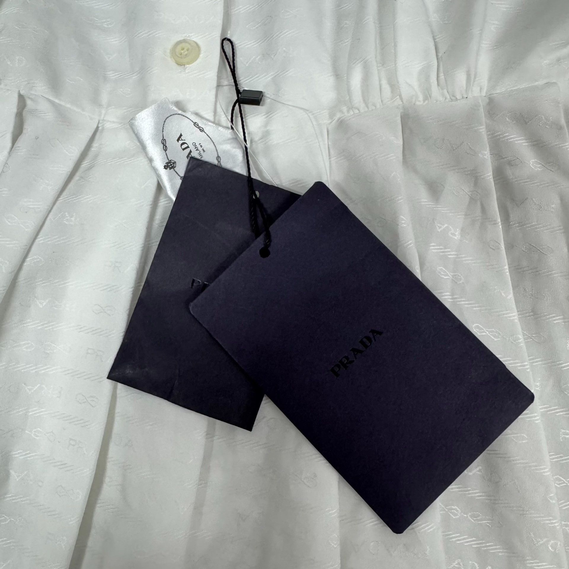 Prada Prada White Shirt Dress with Embossed Print Size S / US 4 / IT 40 - 4 Thumbnail