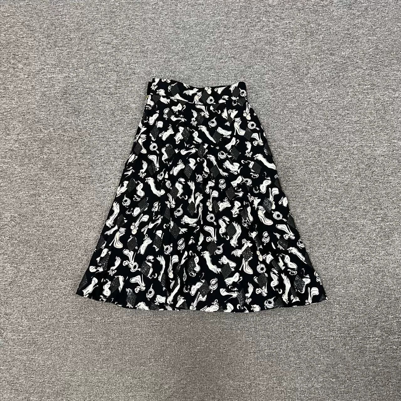 Louis Vuitton Louis Vuitton Monogram Print Skirt Size 36" / US 14 / IT 50 - 3 Thumbnail