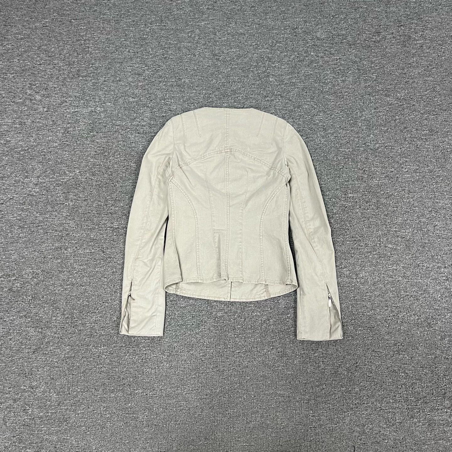Chanel Chanel Metal Small Logo Slim Short Jacket Size XXS / US 00 / IT 34 - 4 Thumbnail