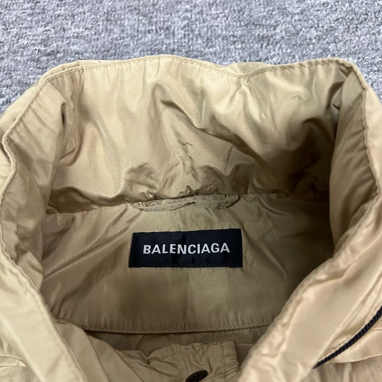 Balenciaga Balenciaga Men's Back Logo Jacket Size US S / EU 44-46 / 1 - 5 Thumbnail