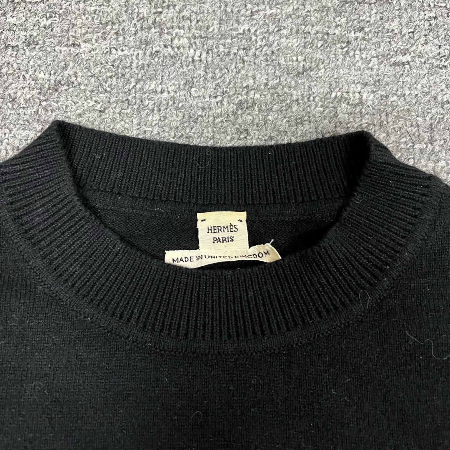 Hermes Hermes Jacquard Logo Cashmere Short-Sleeve Top Size S / US 4 / IT 40 - 4 Thumbnail