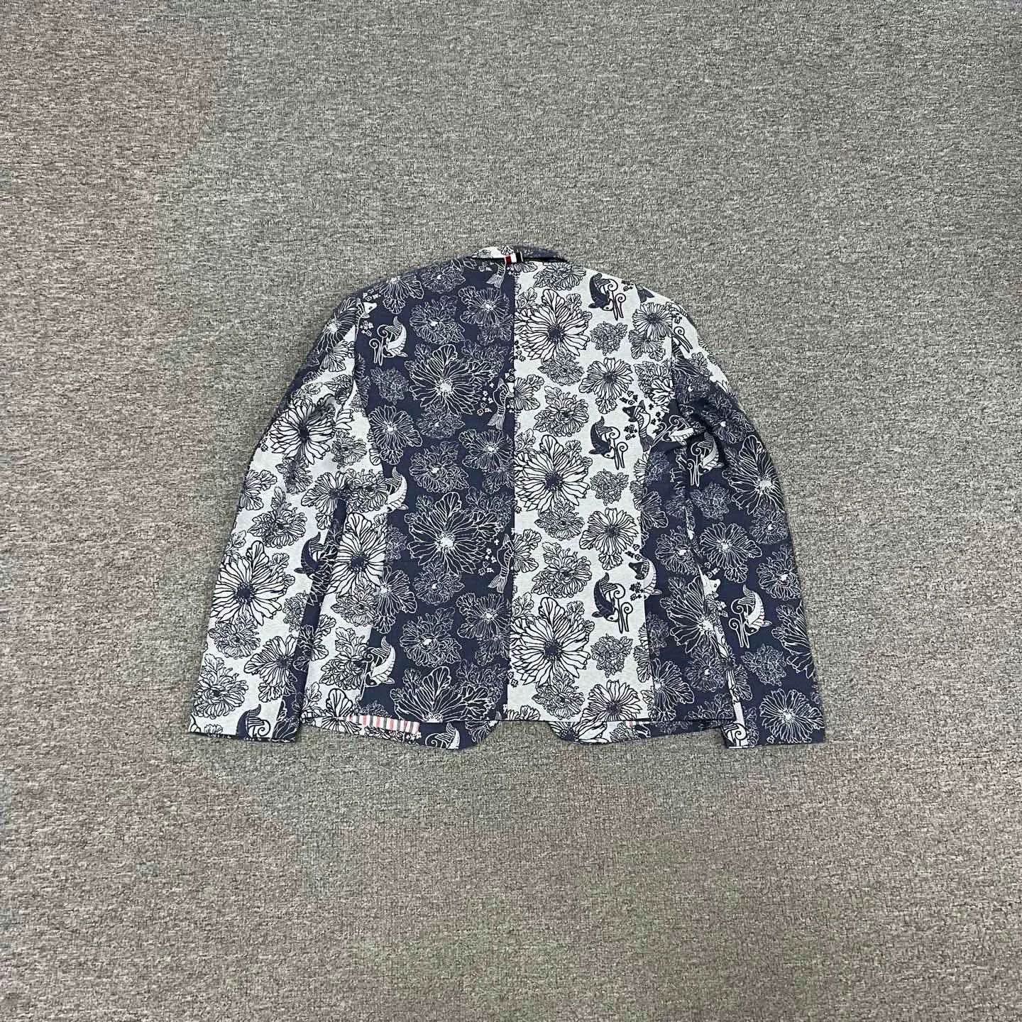 Thom Browne Thom Browne Floral Print Blazer Size US S / EU 44-46 / 1 - 3 Thumbnail