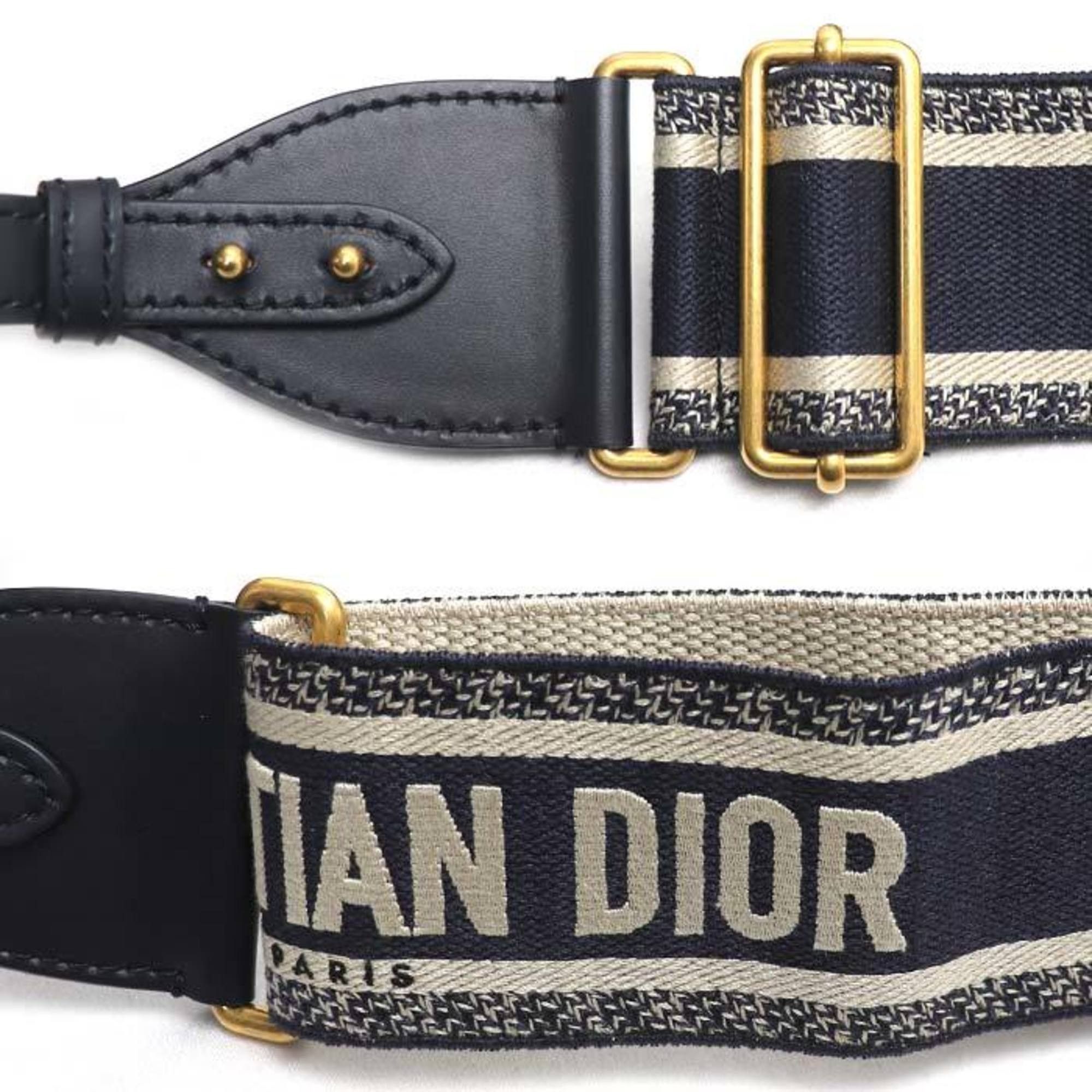 Dior Christian Dior Dior Oblique Wicker Raffia Bucket Shoulder Bag M7600CMVO 918U Women's Size ONE SIZE - 5 Thumbnail