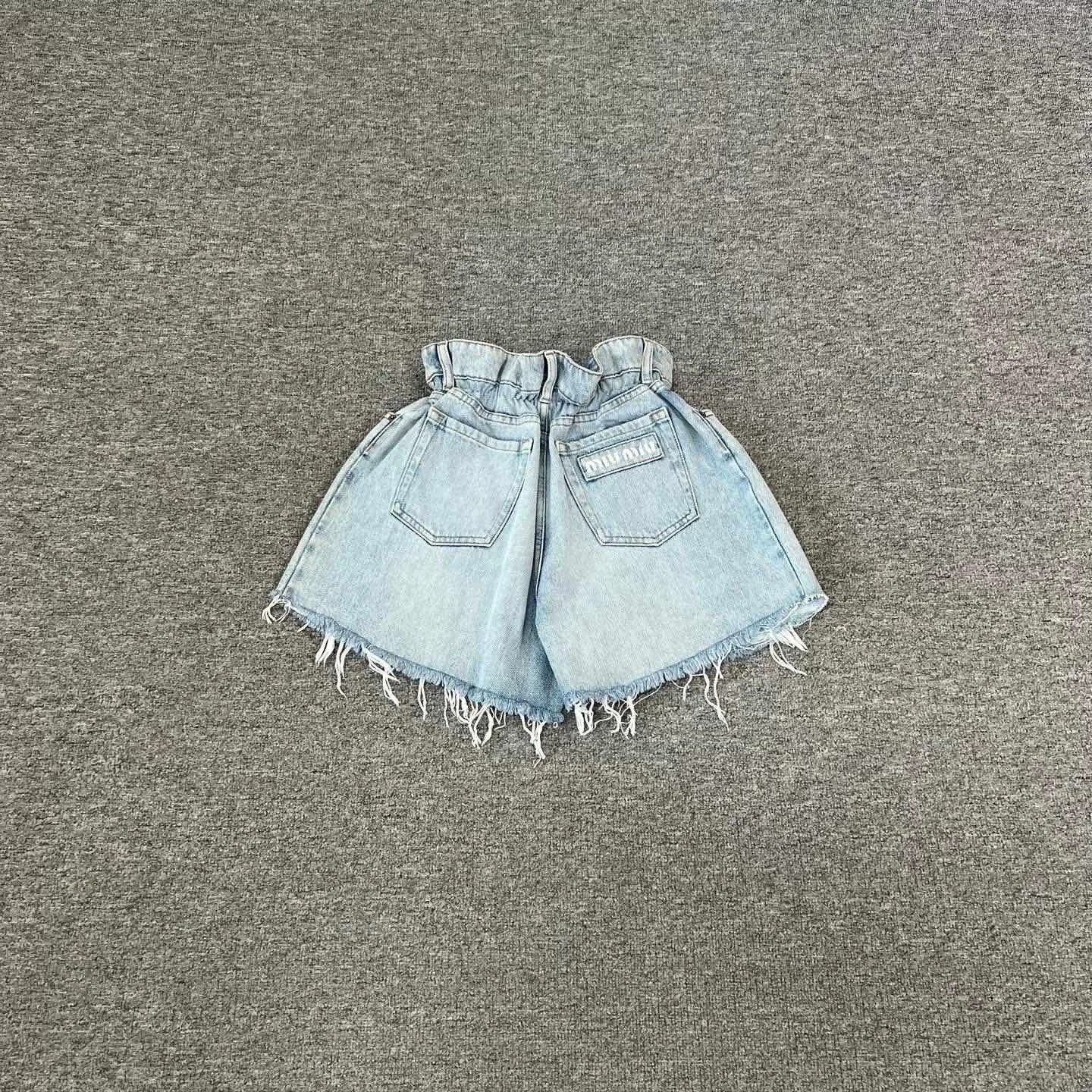 Miu Miu Miu Miu 22SS Denim Shorts Size 27" / US 4 / IT 40 - 2 Thumbnail
