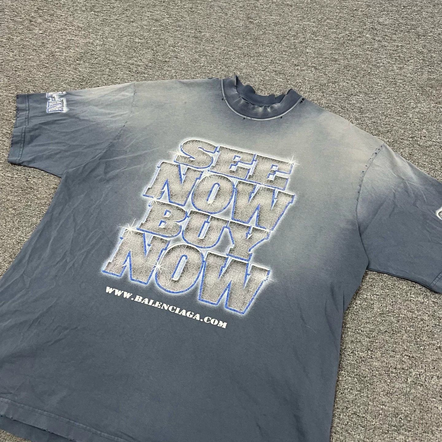 Balenciaga Balenciaga Diamond Washed Blue Short-Sleeve T-Shirt L Size US L / EU 52-54 / 3 - 3 Thumbnail