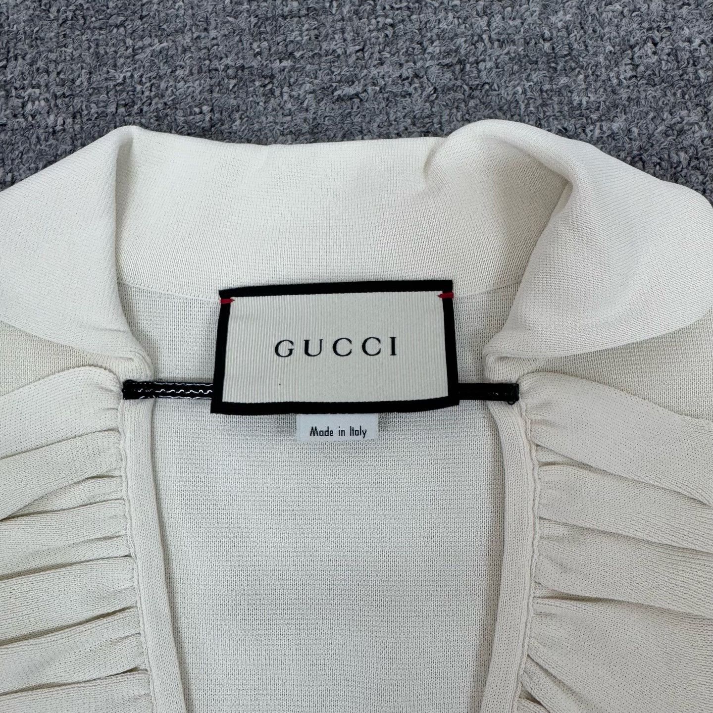 Gucci Gucci V-neck Ruffled Long-sleeve Top Size XXS / US 00 / IT 34 - 5 Thumbnail